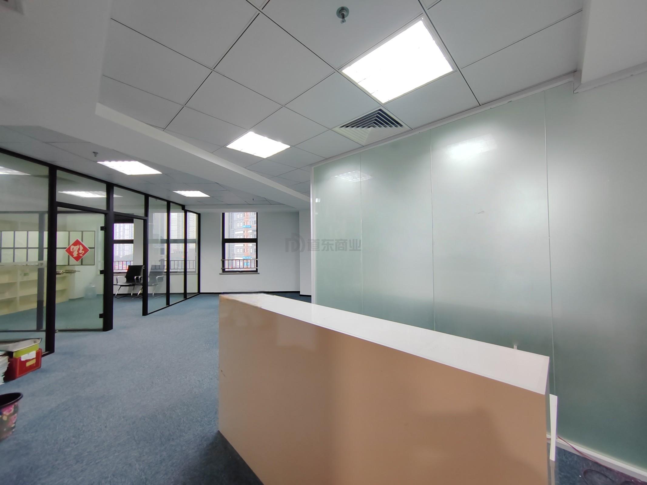 科闻大厦125平米办公室出租