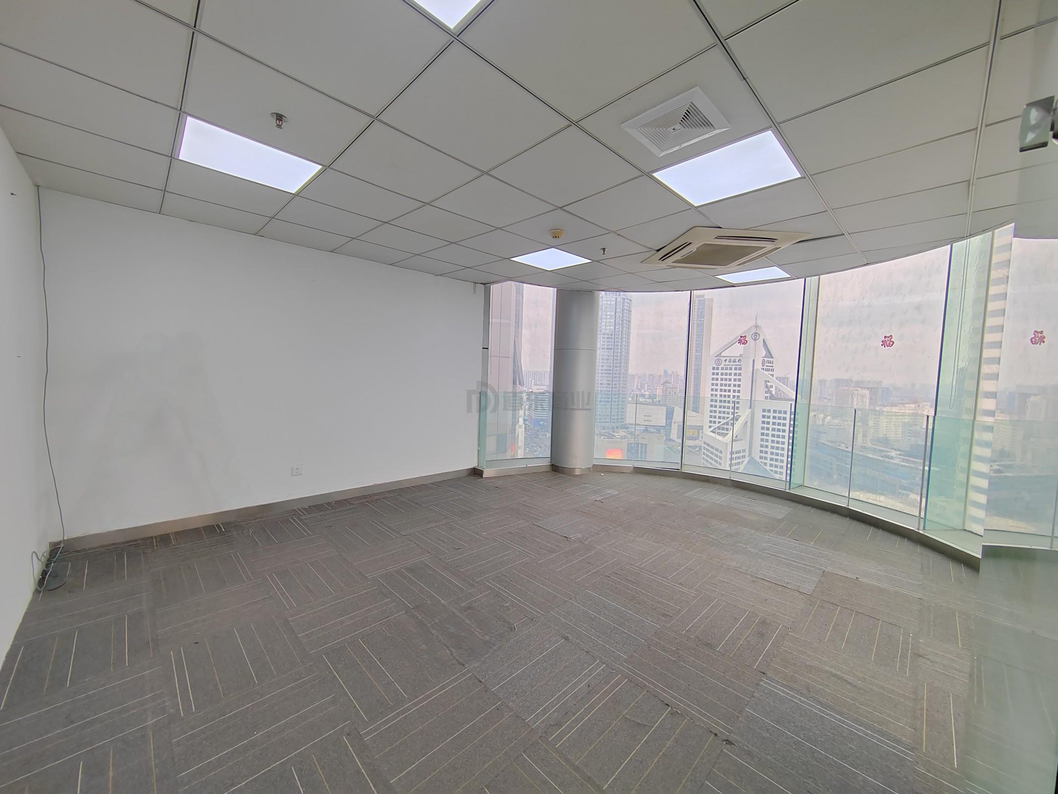 财富大厦面积276平