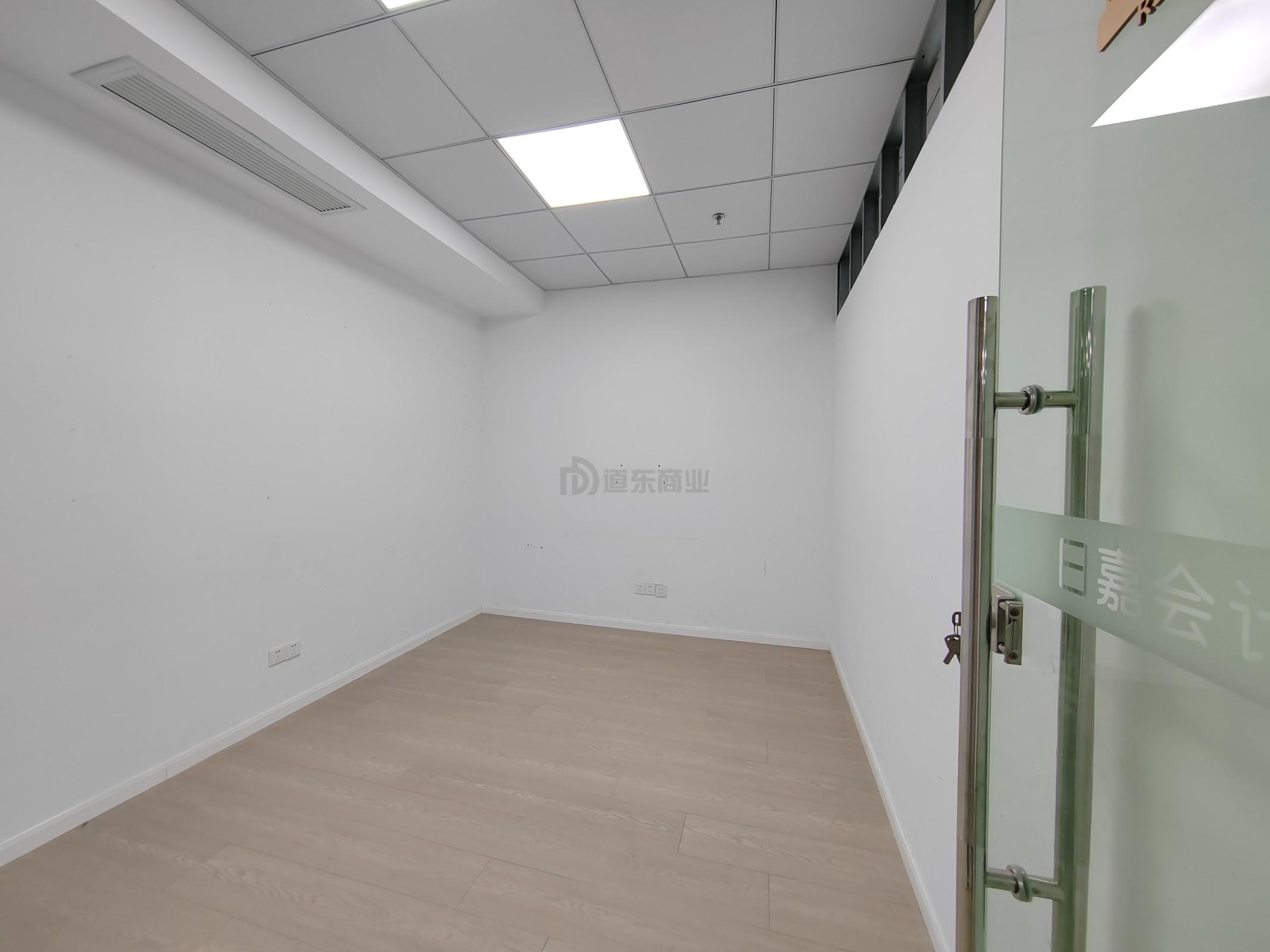 科闻大厦面积170平