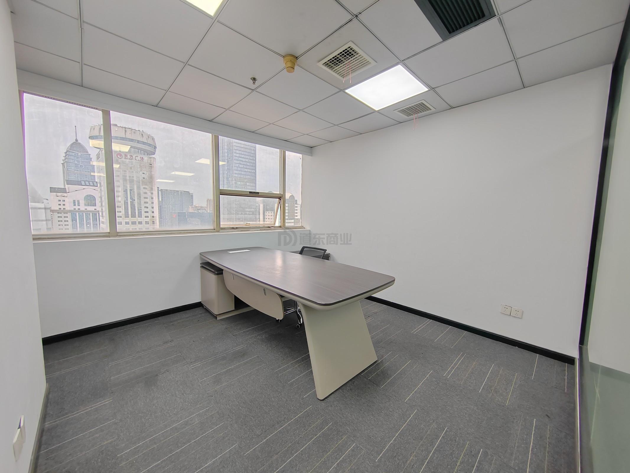 华光大厦面积62平