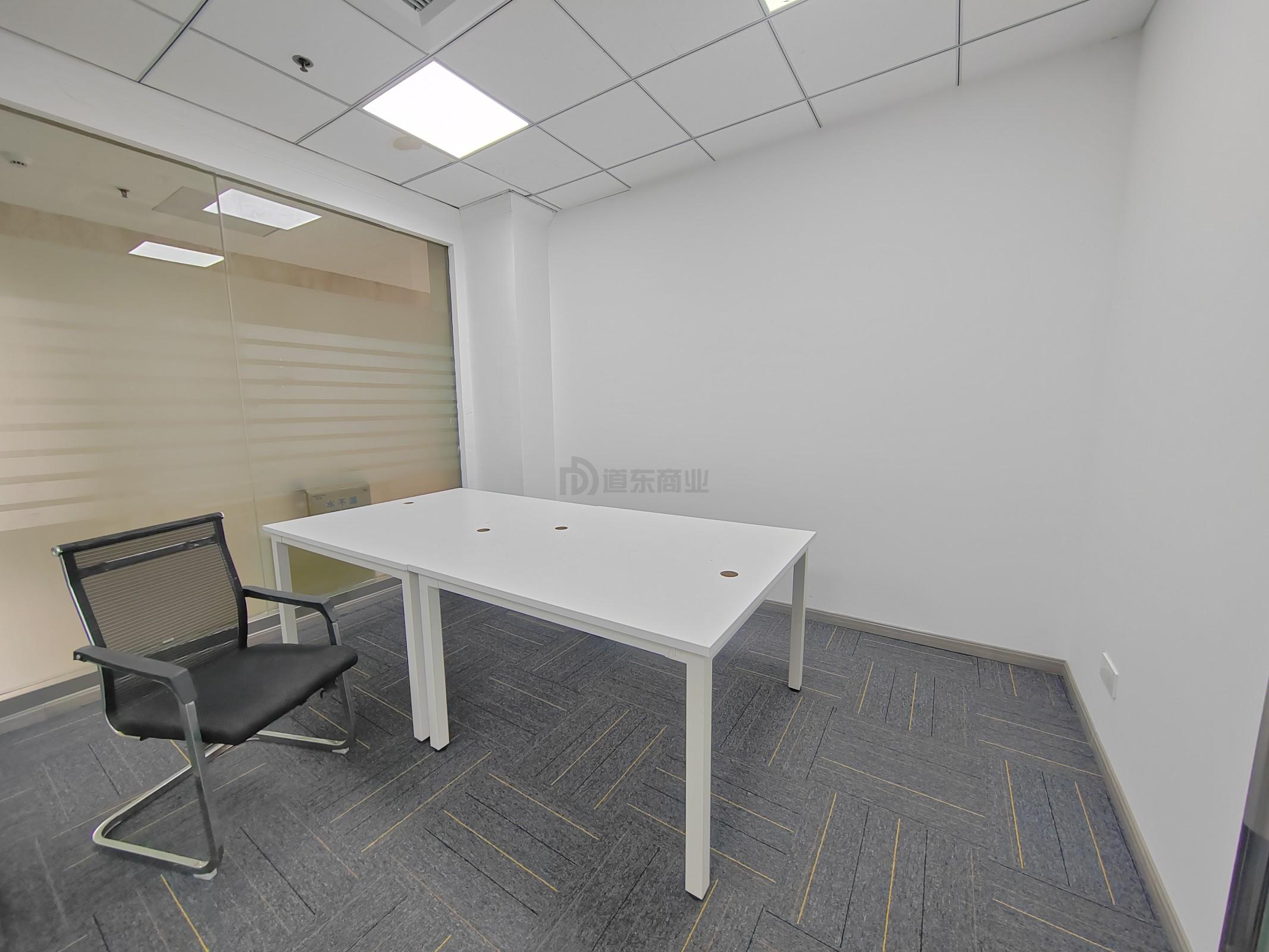 新鼎球大厦面积106平