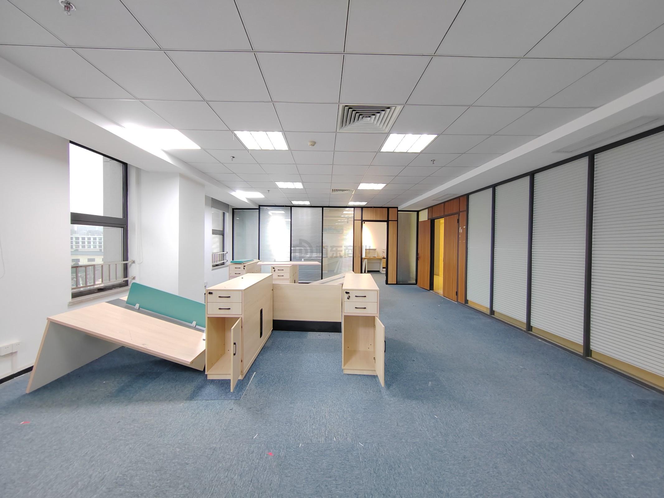 科闻大厦面积125平