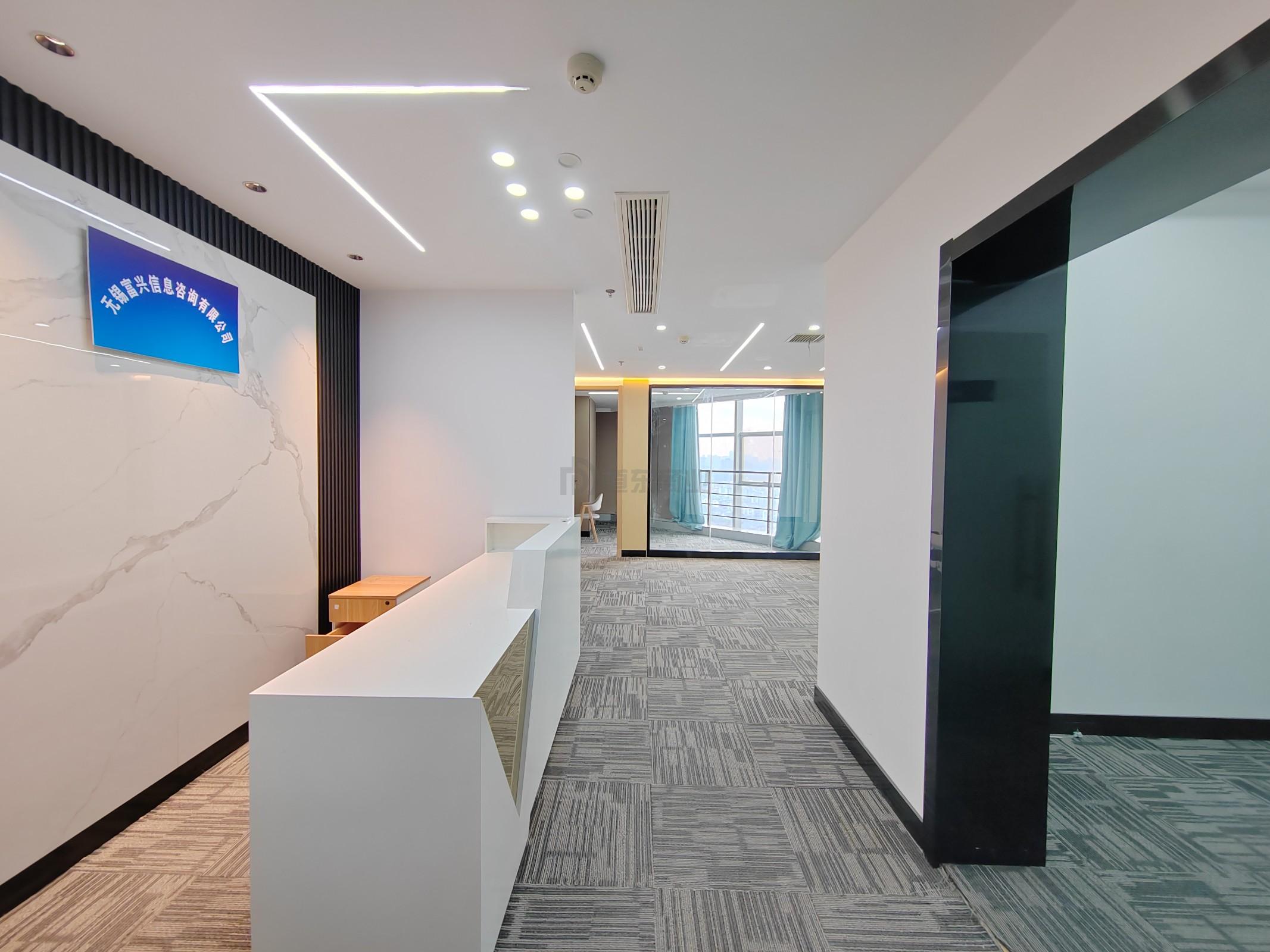 财富大厦148平米办公室出租