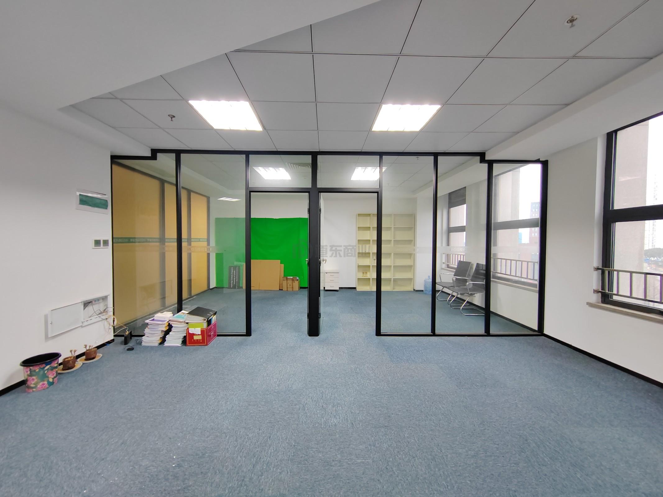 科闻大厦面积125平