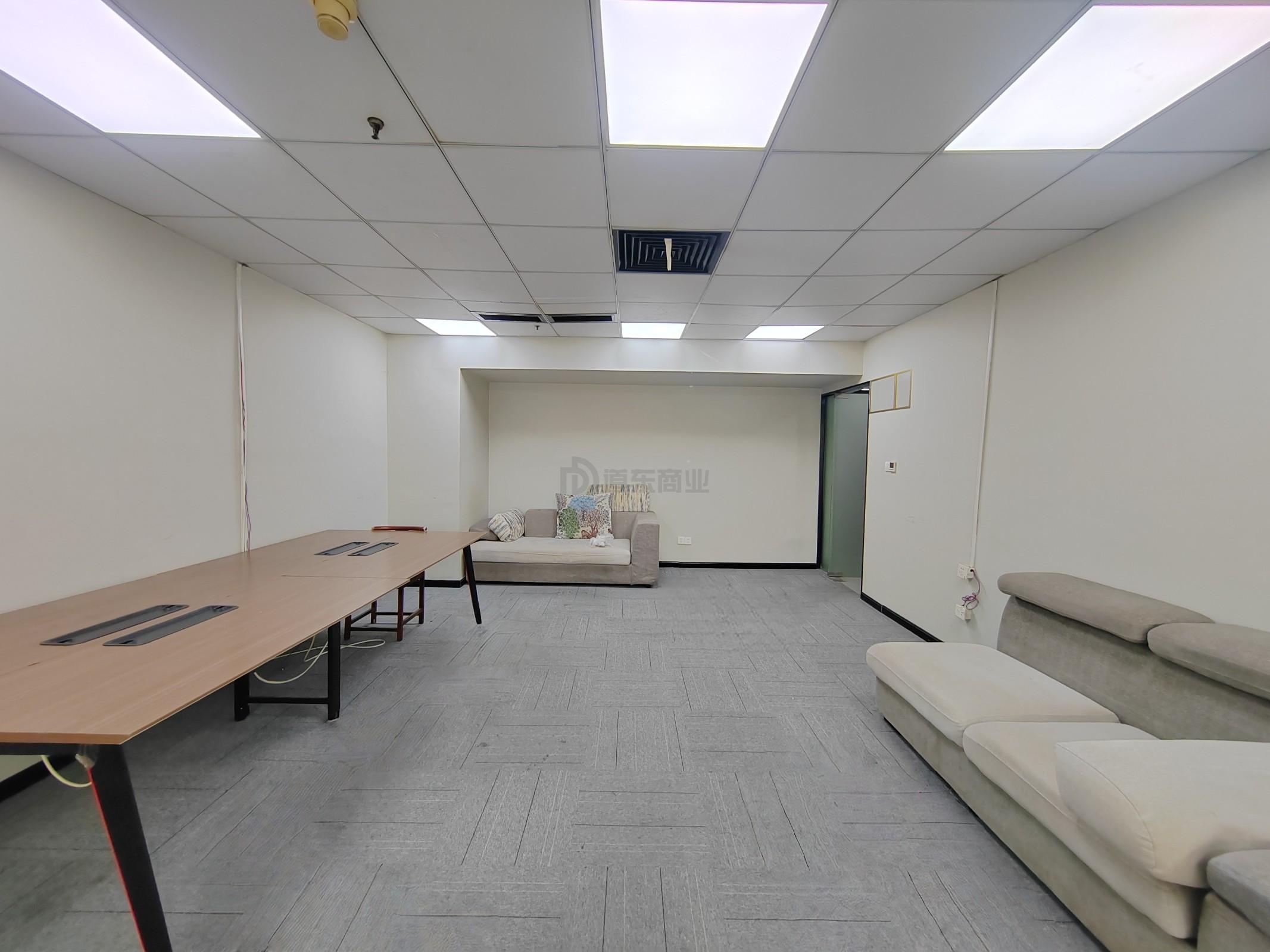 华光大厦面积77平