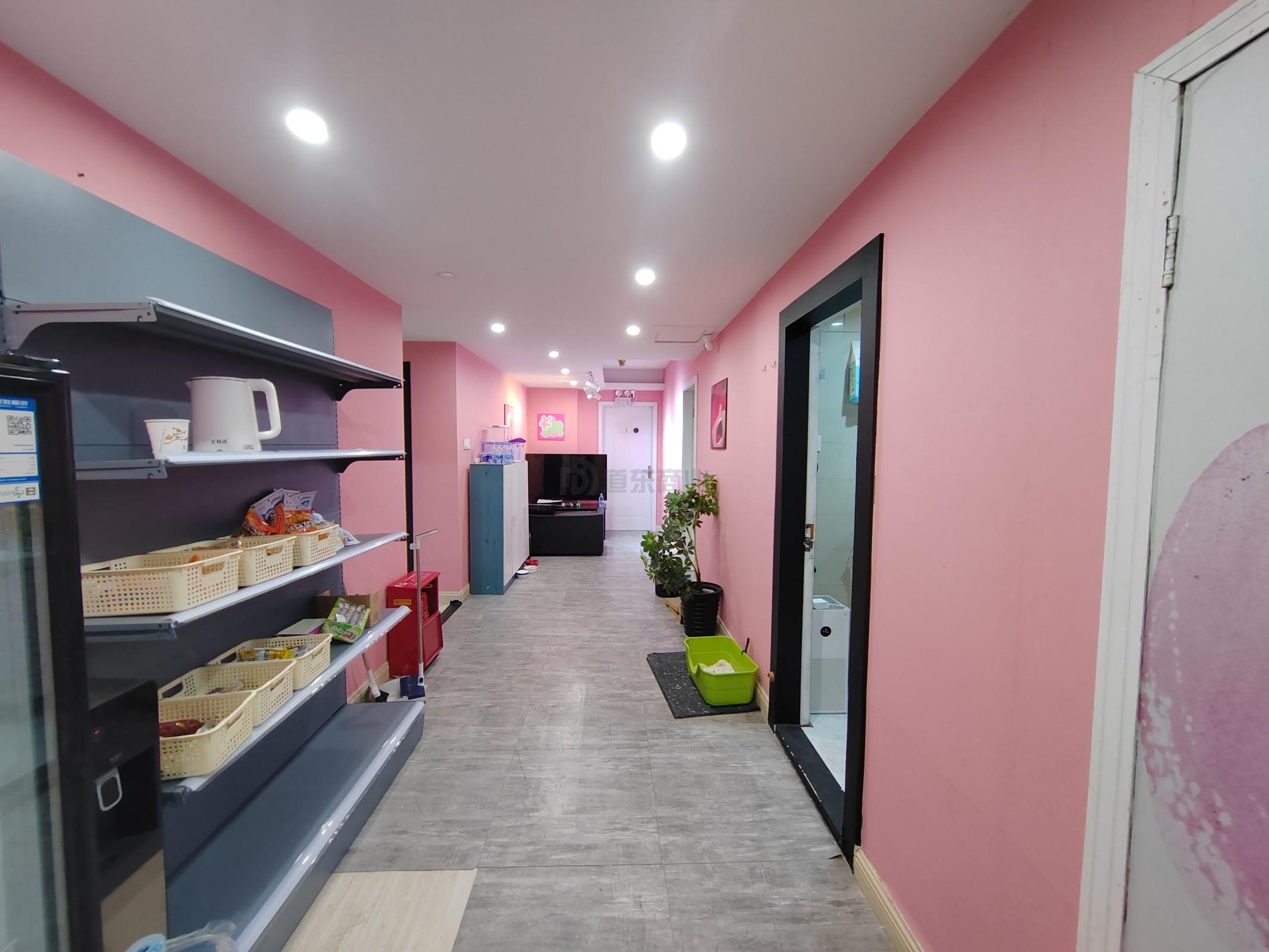 天安大厦面积190平