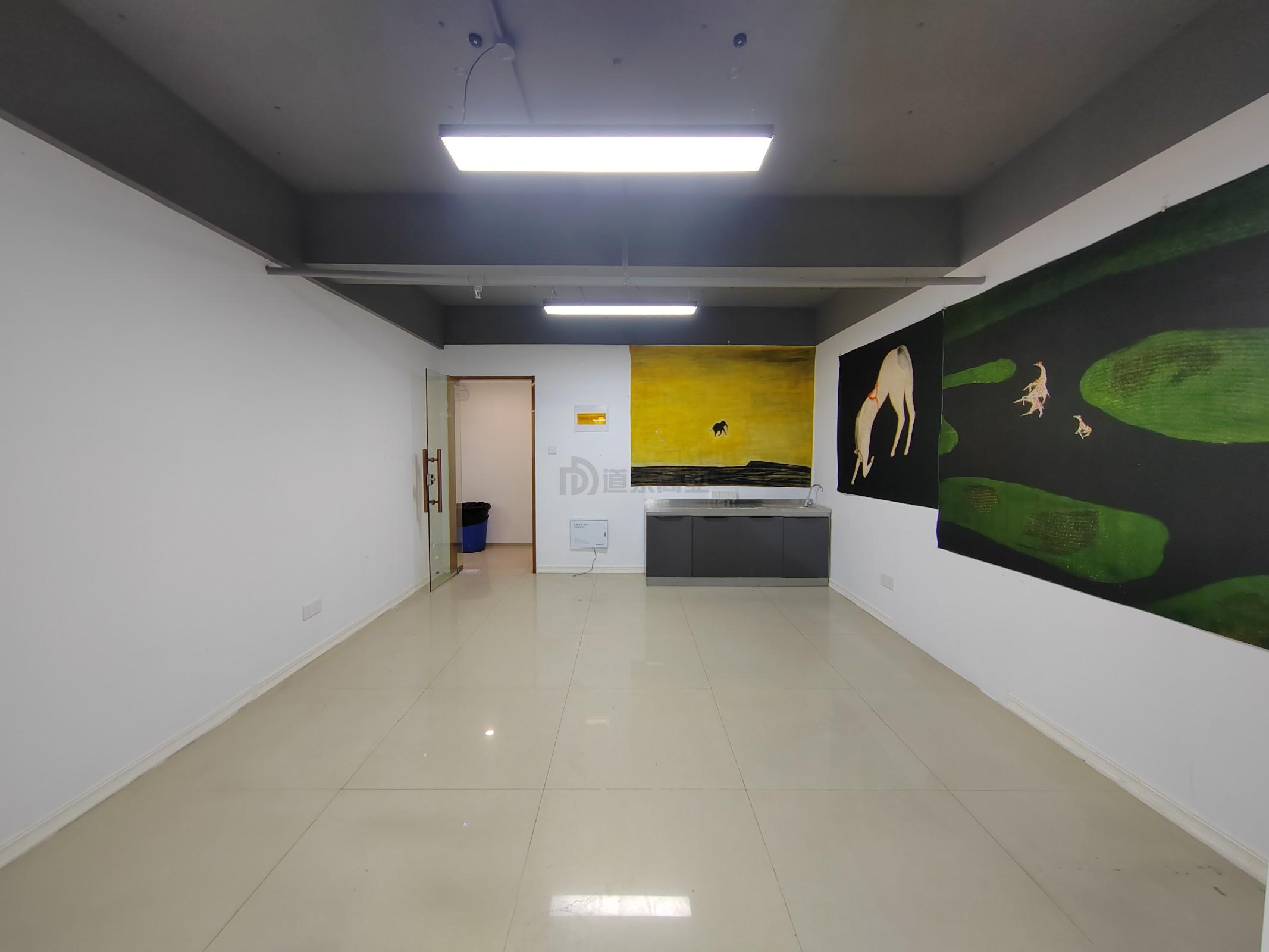 天安大厦面积63平