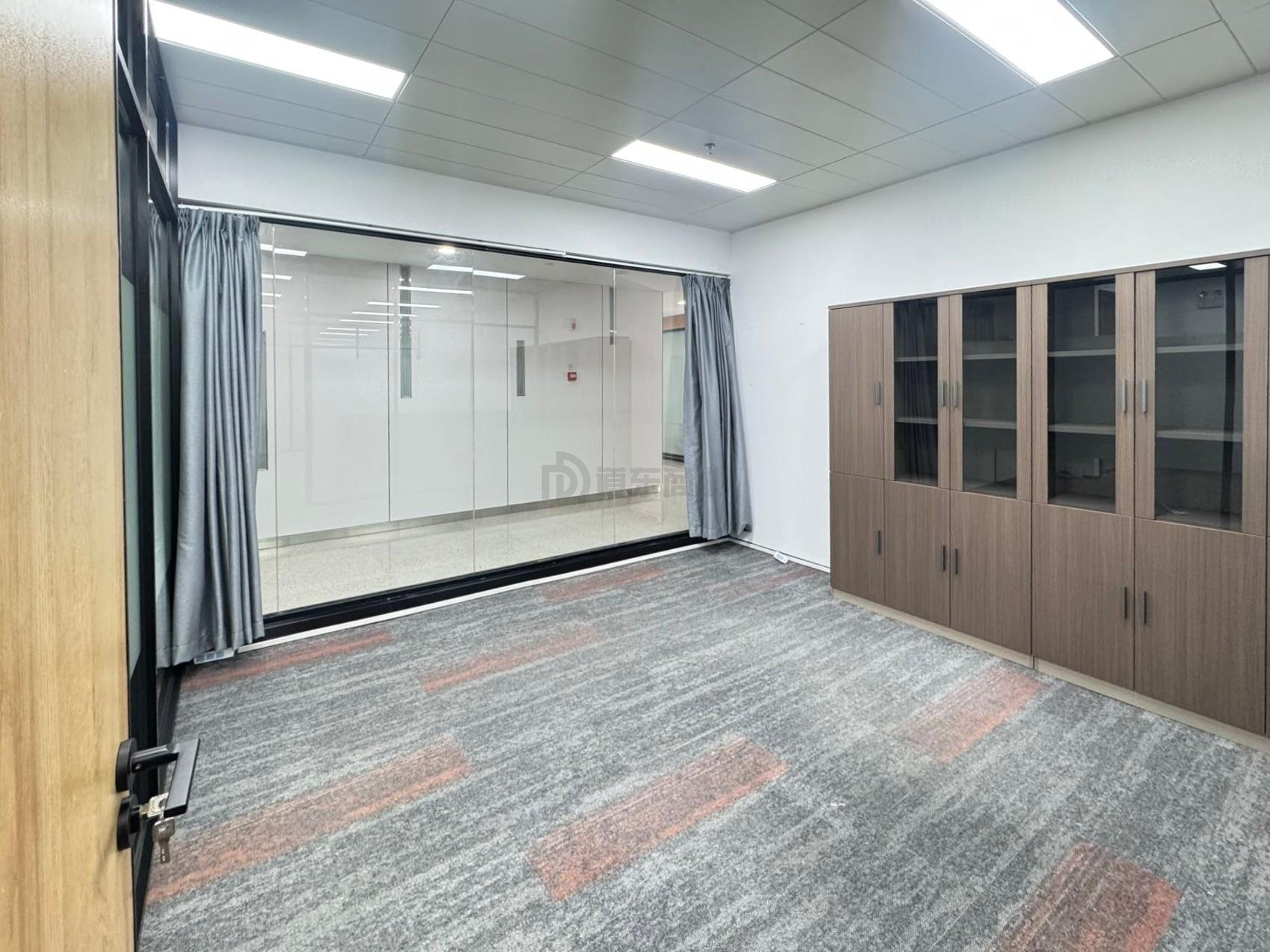 国家传感信息中心面积231平