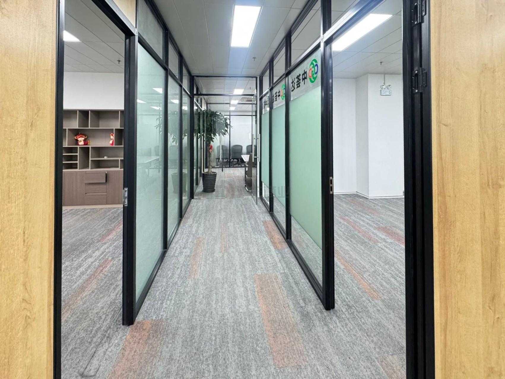 国家传感信息中心面积231平