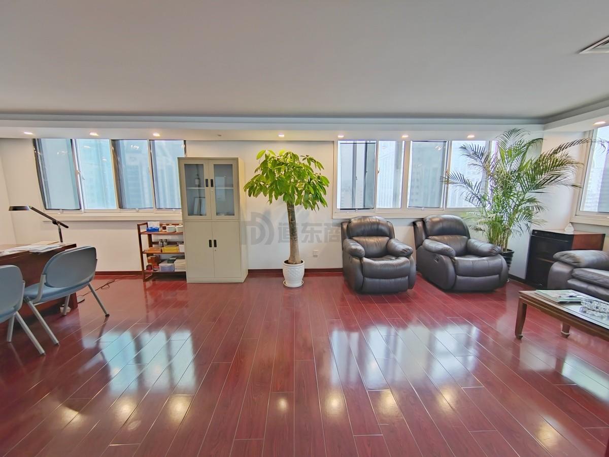 天安大厦面积272平