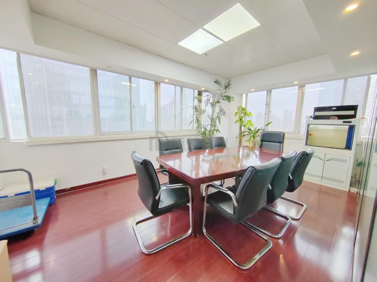 天安大厦272平米办公室出租