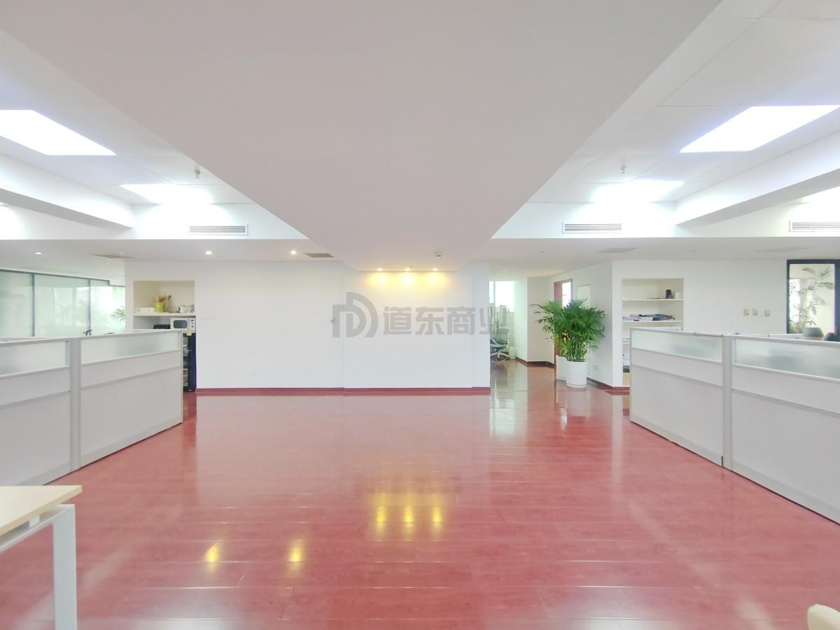 天安大厦面积272平