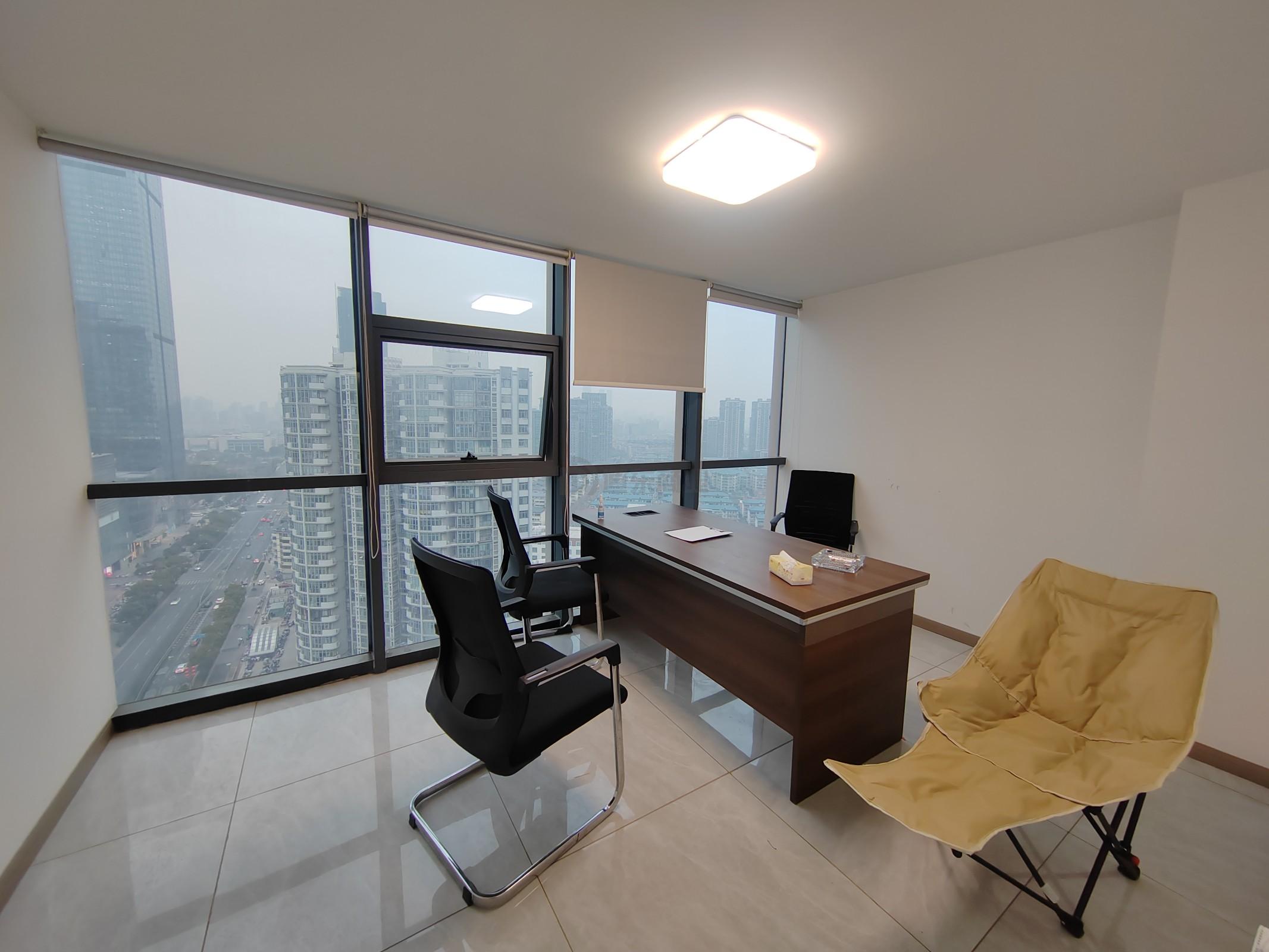 恒威大厦面积275平