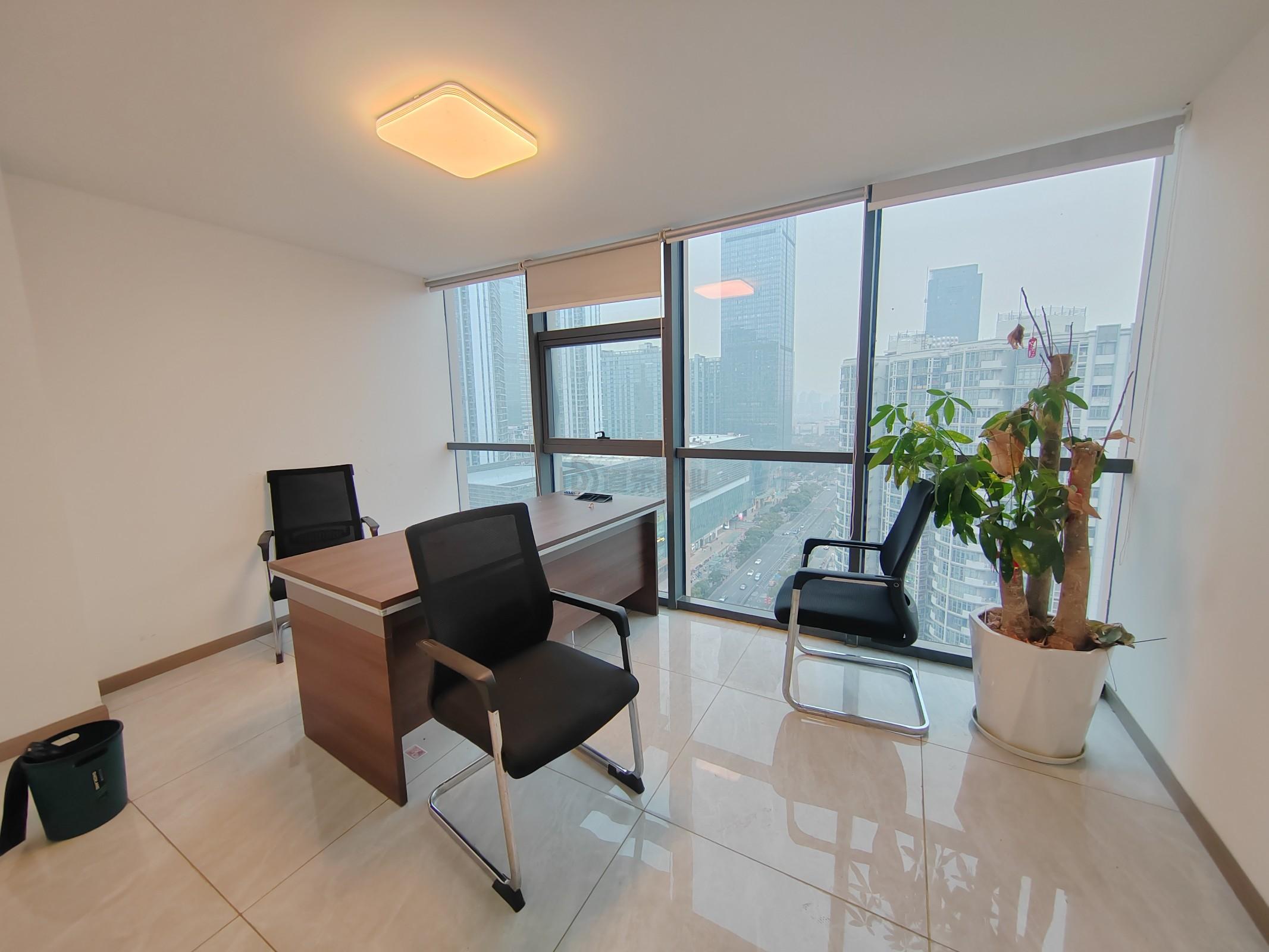 恒威大厦面积275平