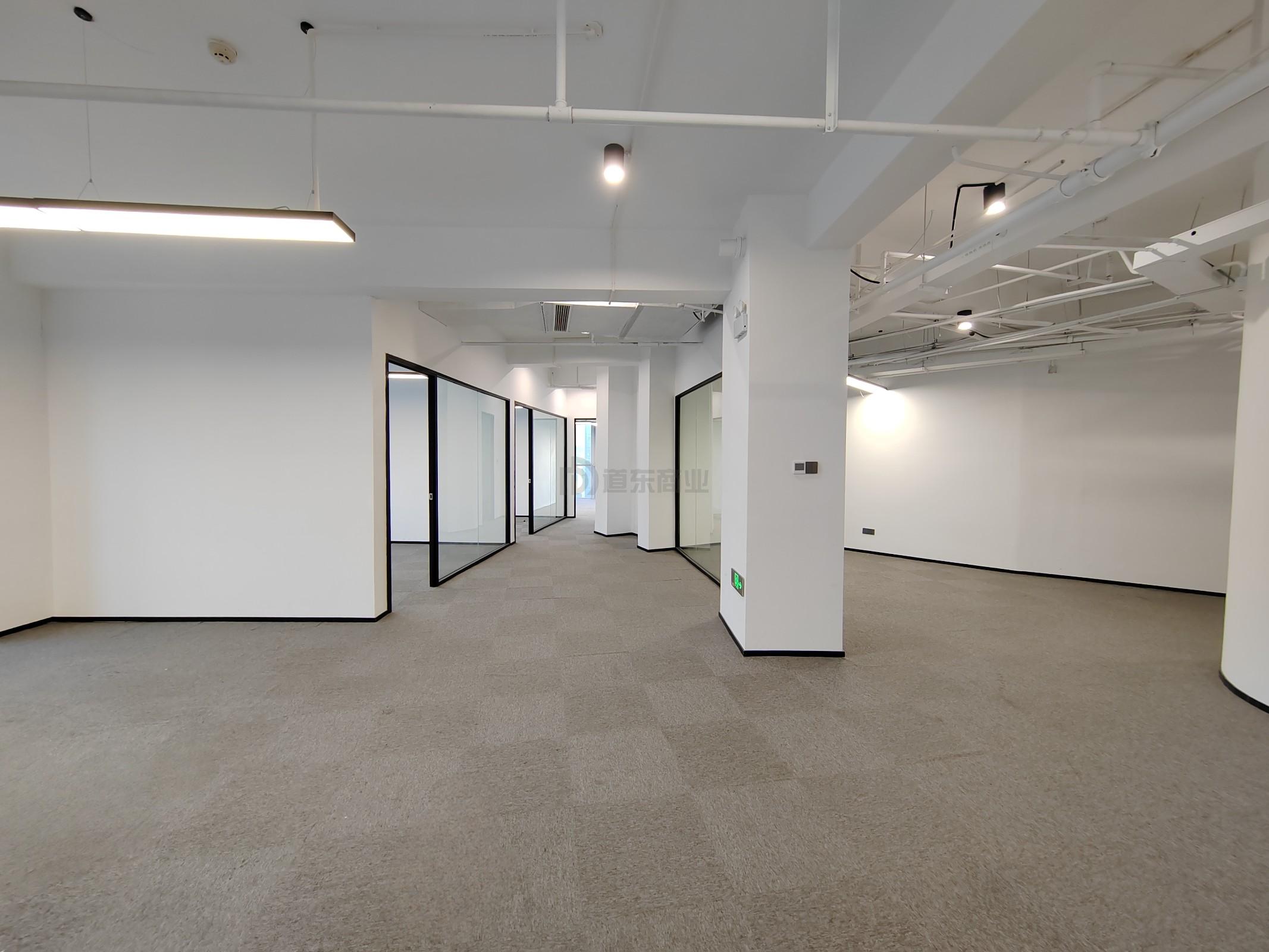 潜心数科大厦面积333平