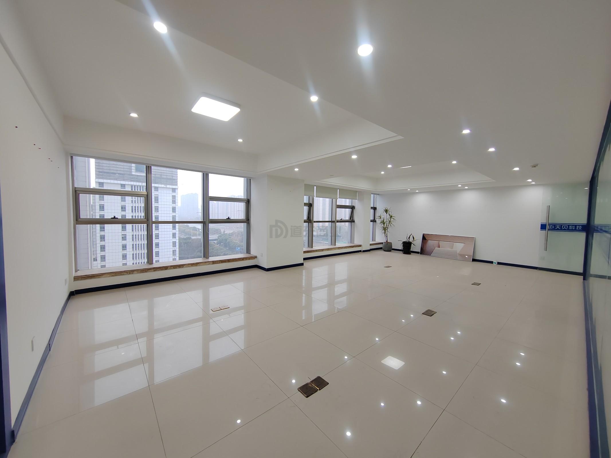 时代国际面积641平