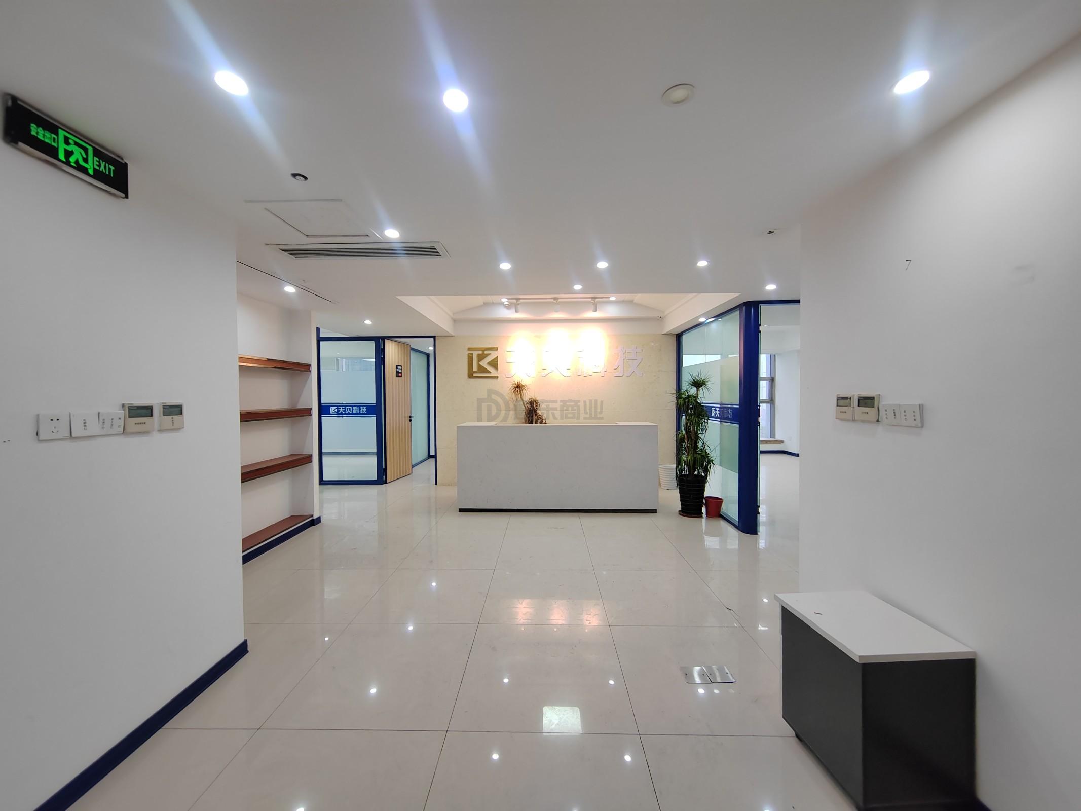 时代国际641平米办公室出租