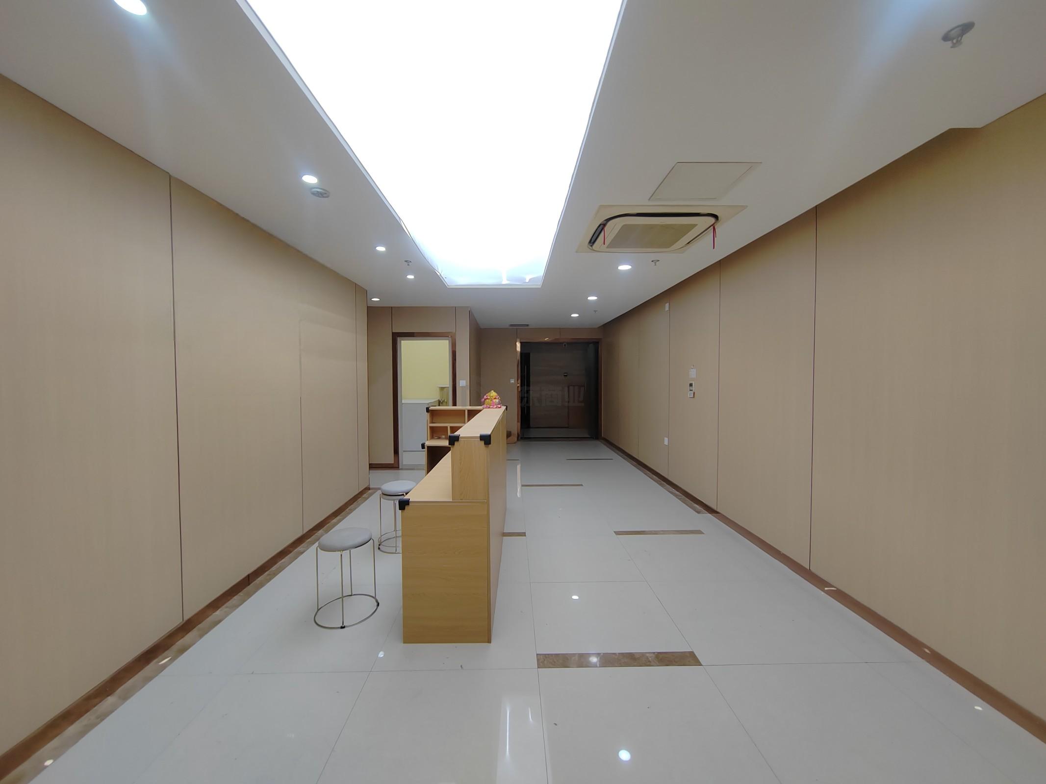 时代国际面积230平