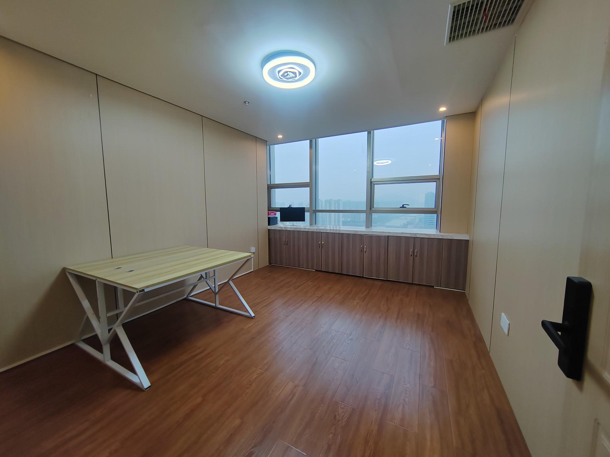 时代国际面积230平