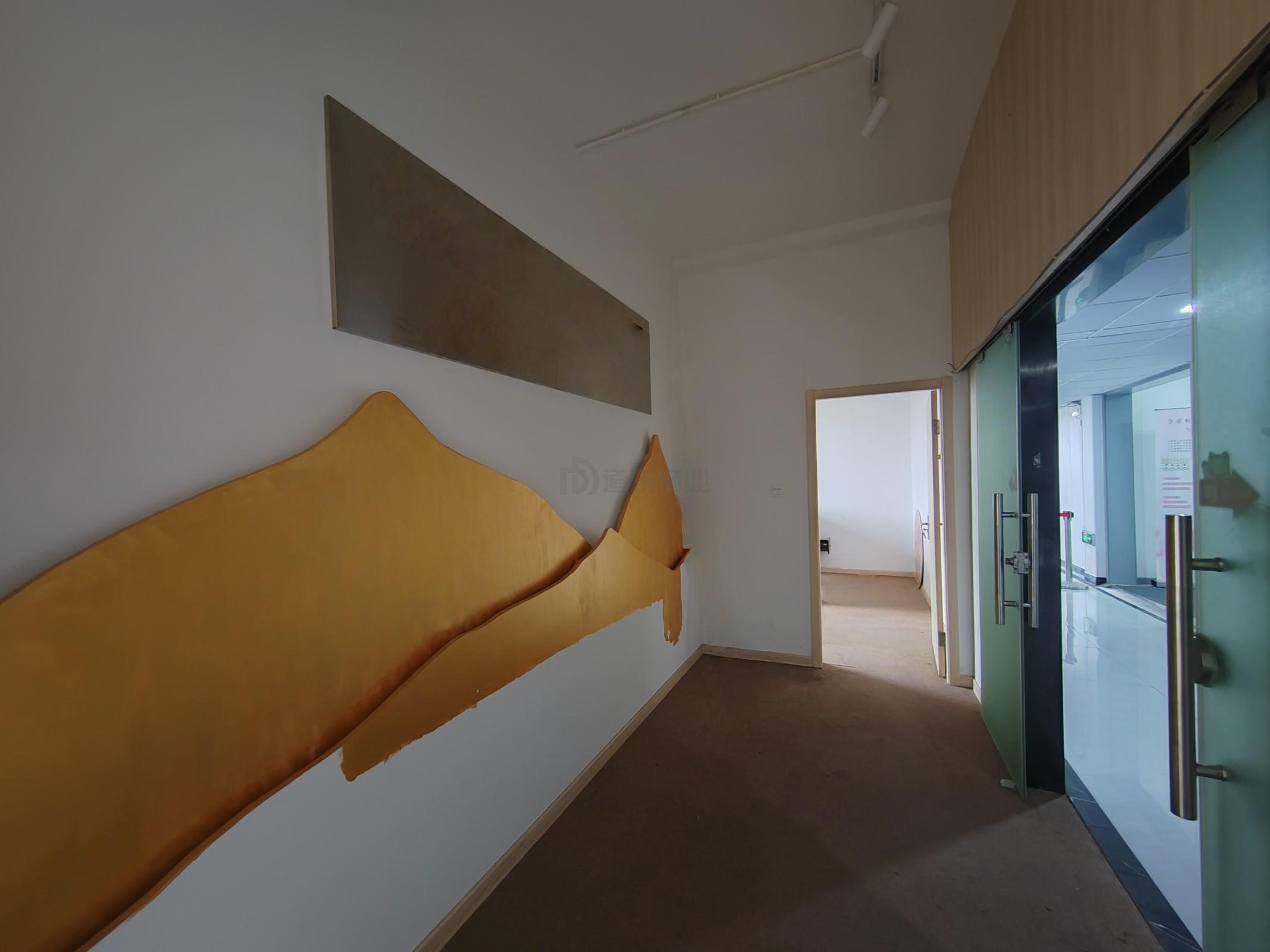 蓉运壹号面积102平