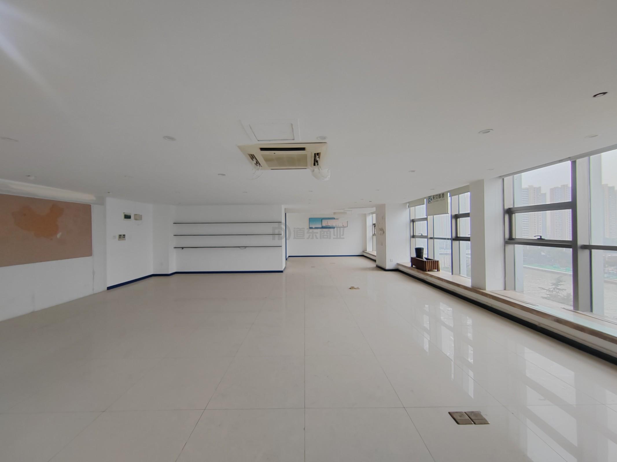 时代国际面积641平