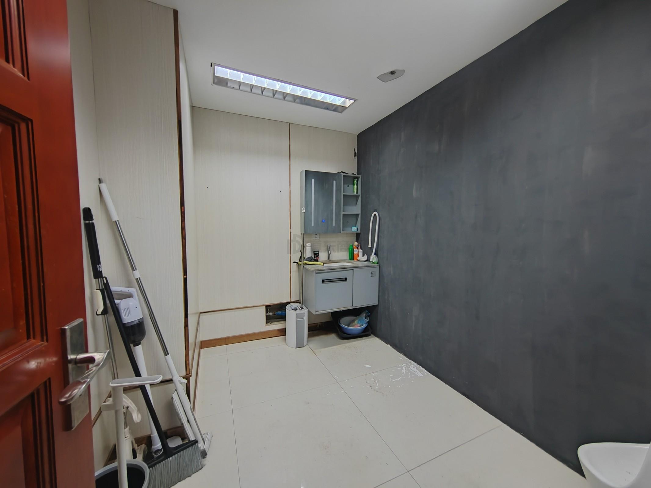 时代国际面积230平