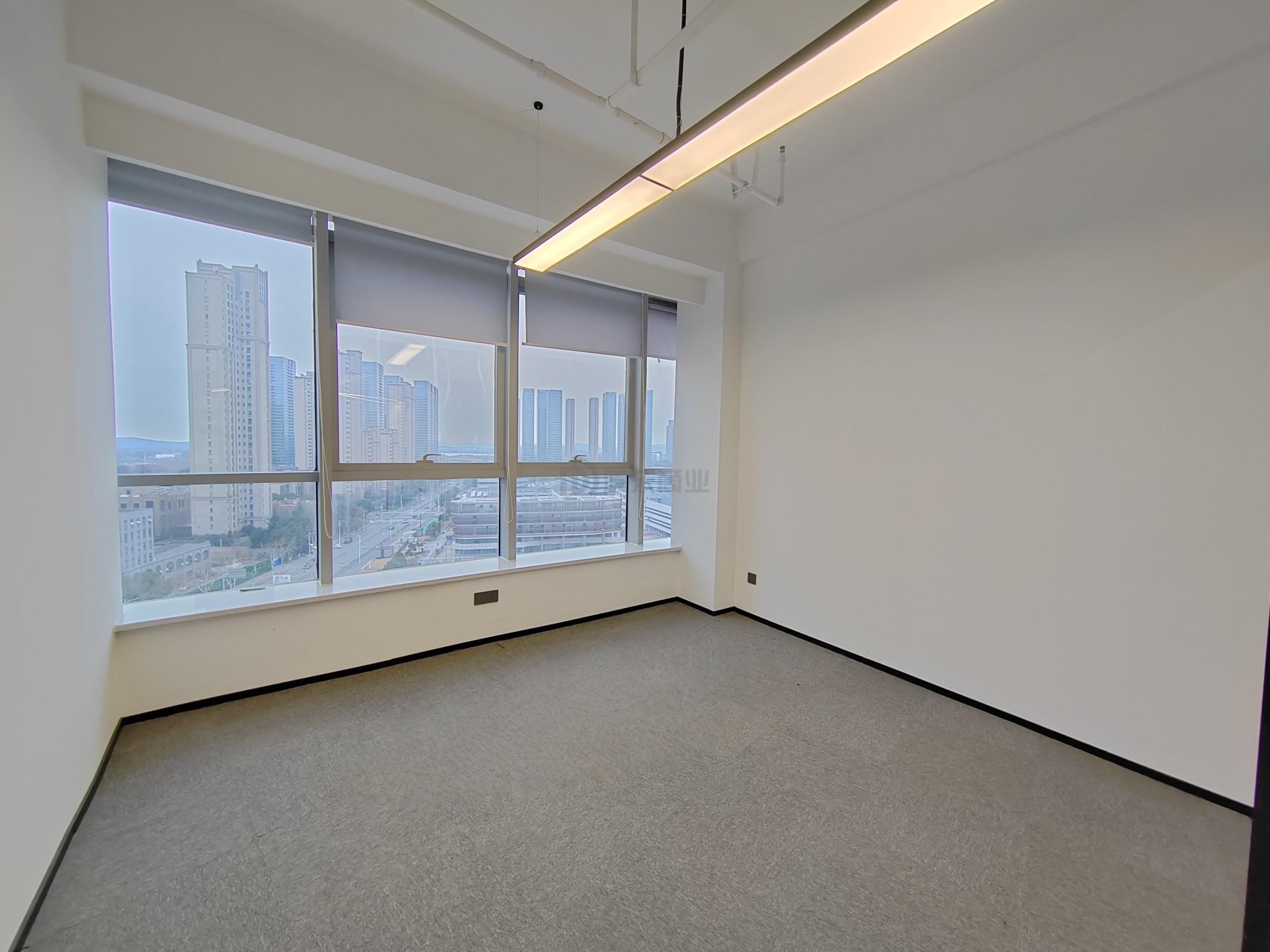 潜心数科大厦面积333平