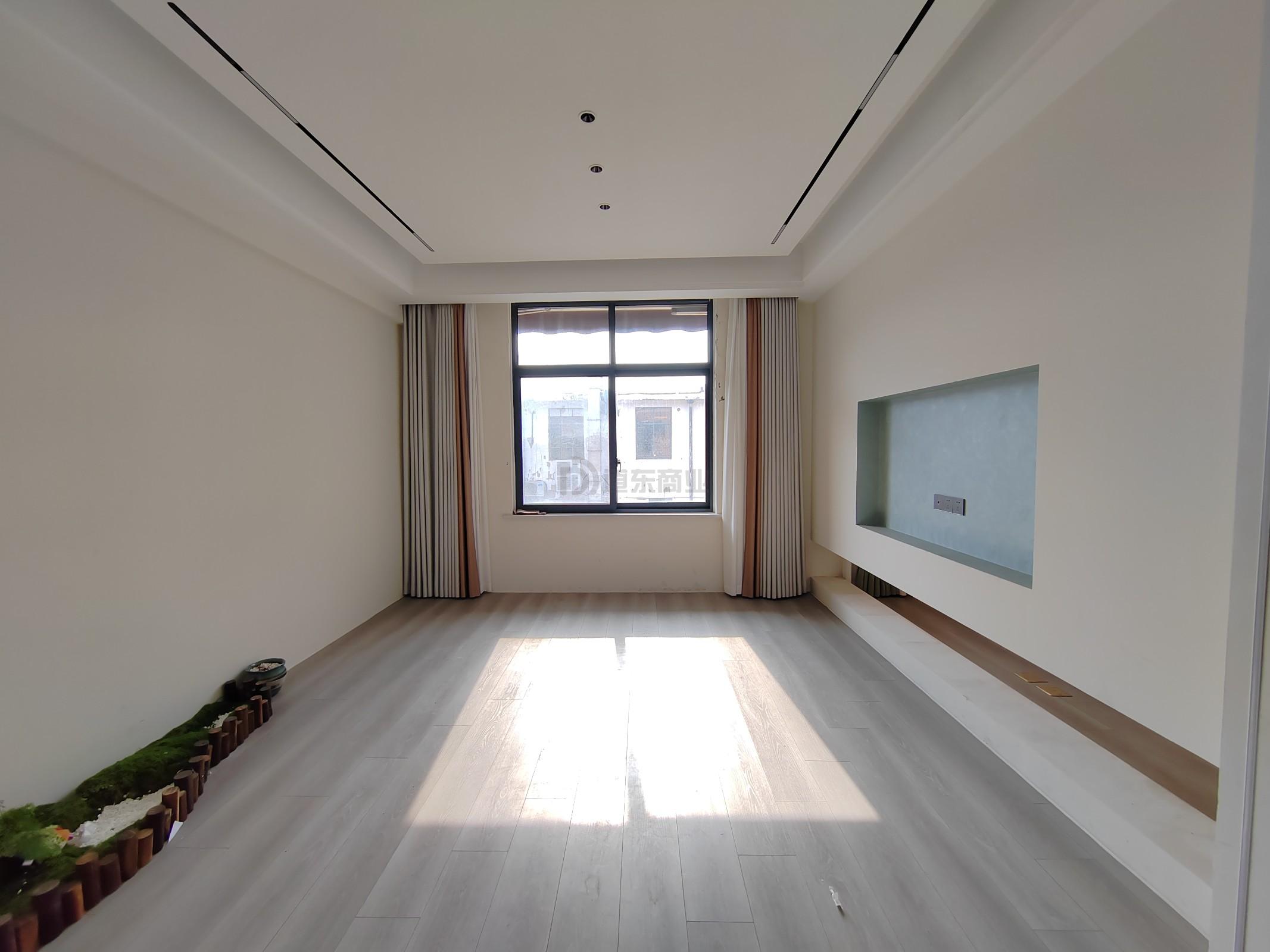 蓉运壹号面积79平