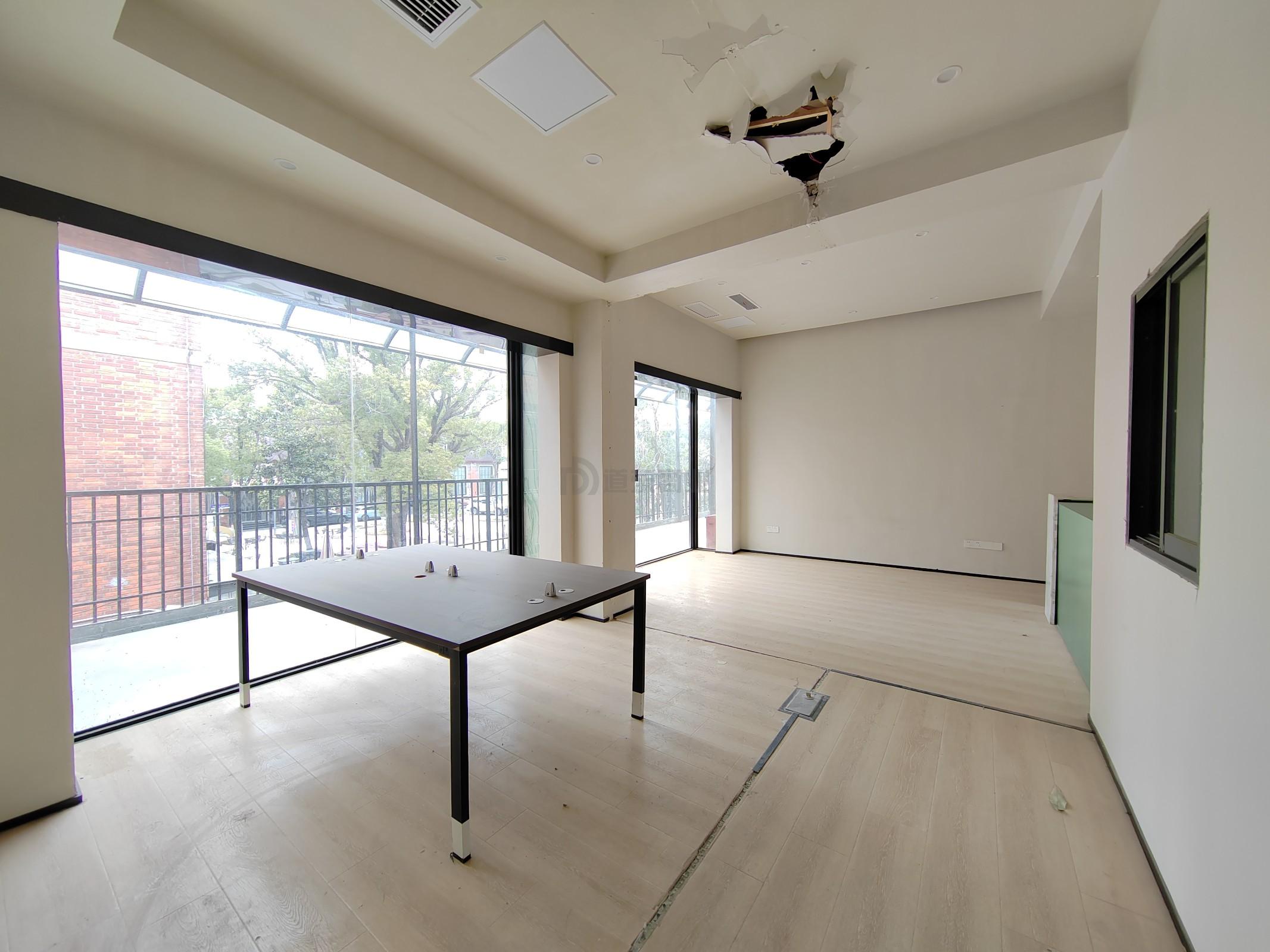 蓉运壹号面积102平