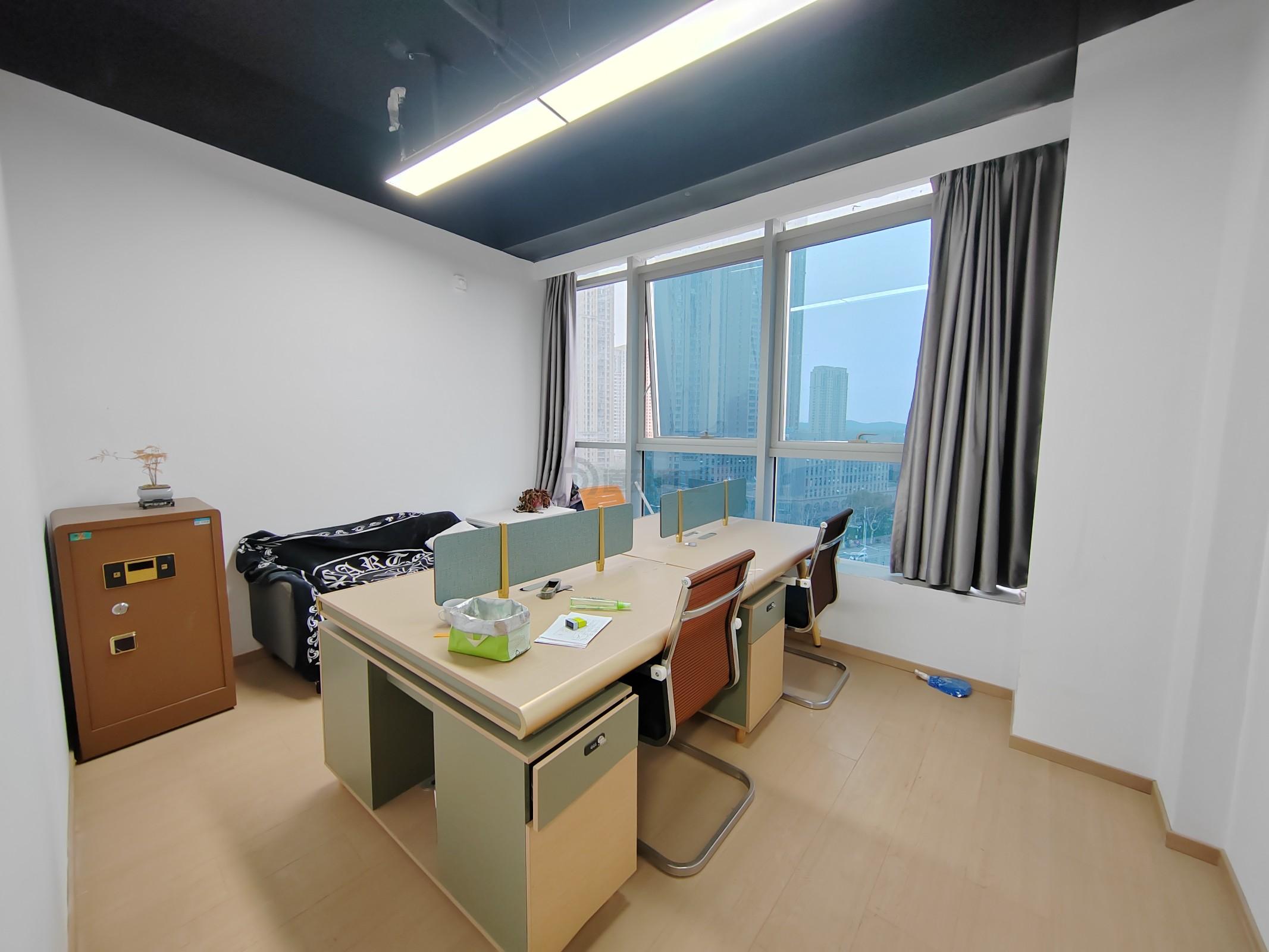 潜心数科大厦面积340平