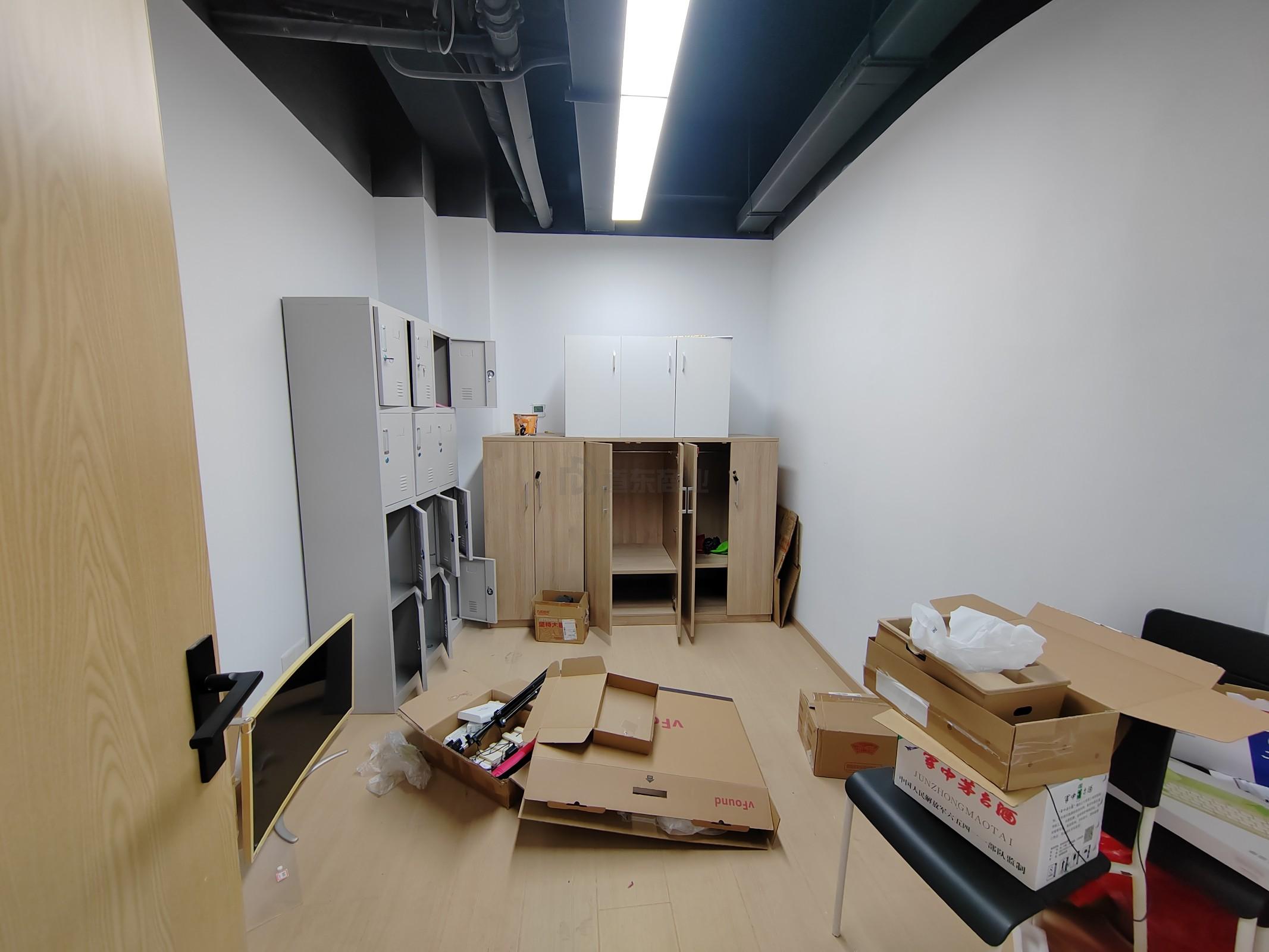 潜心数科大厦面积340平