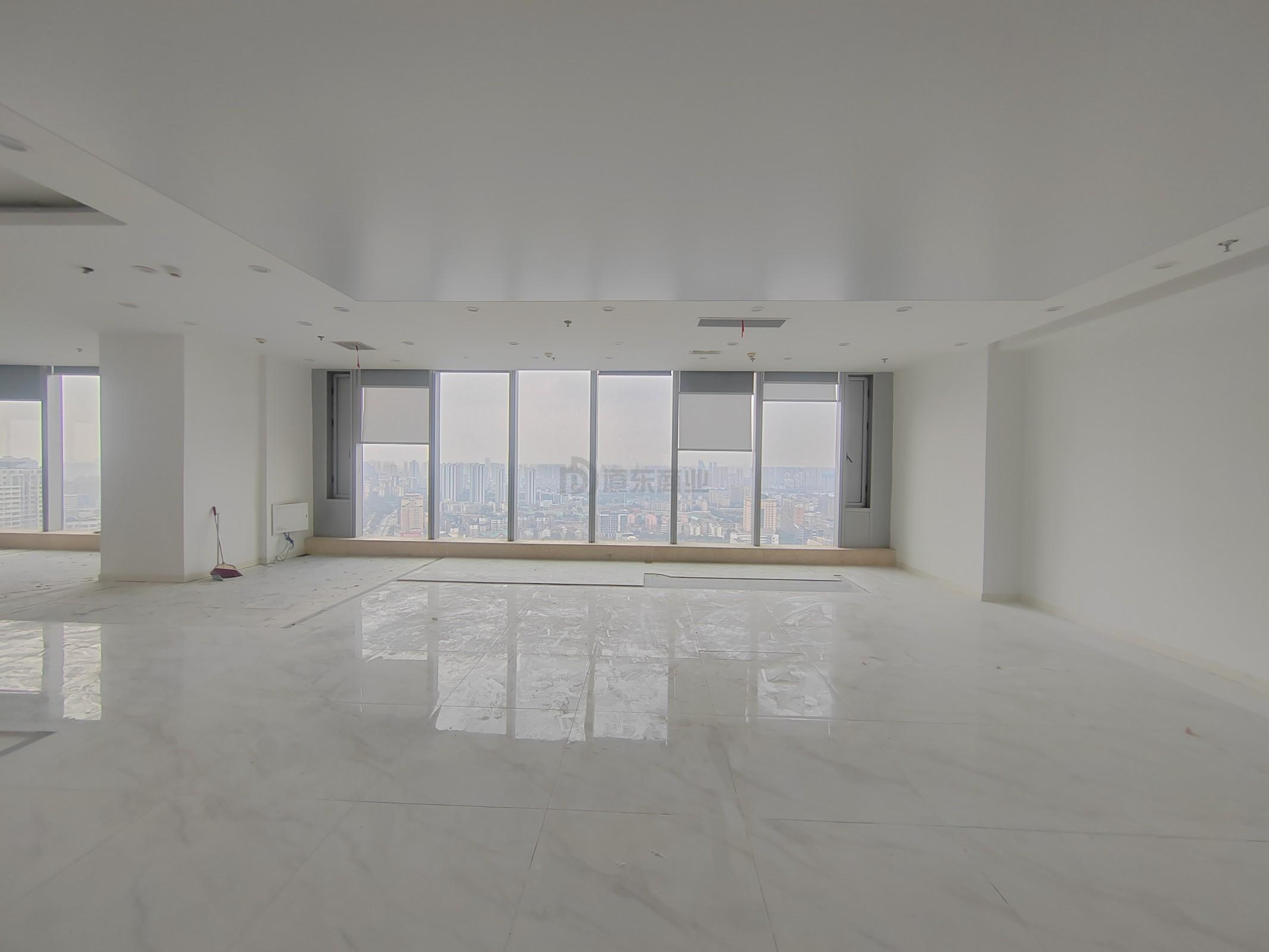 苏宁广场面积551平