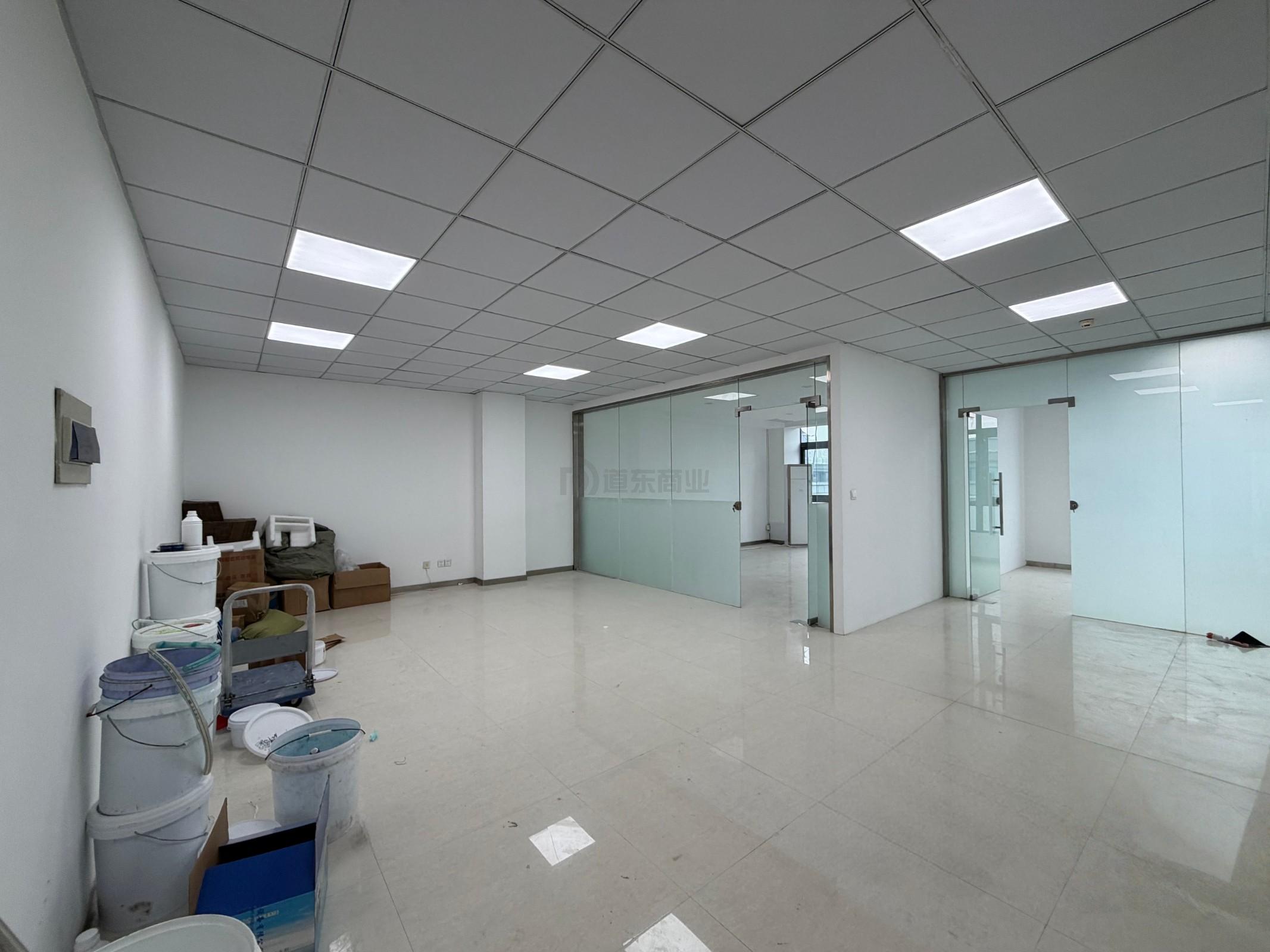 恒华科技园125平米办公室出租