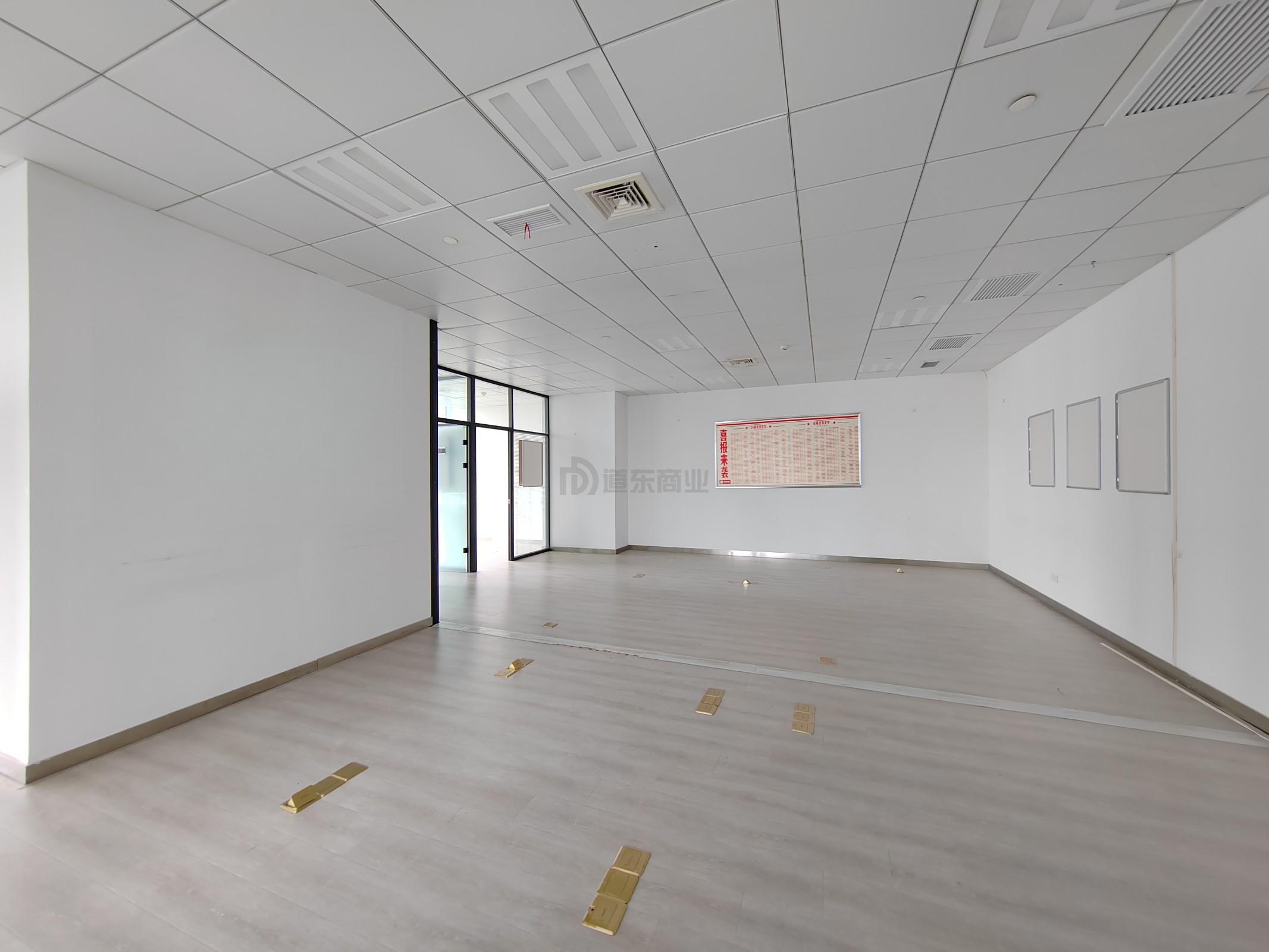 云蝠大厦面积178平