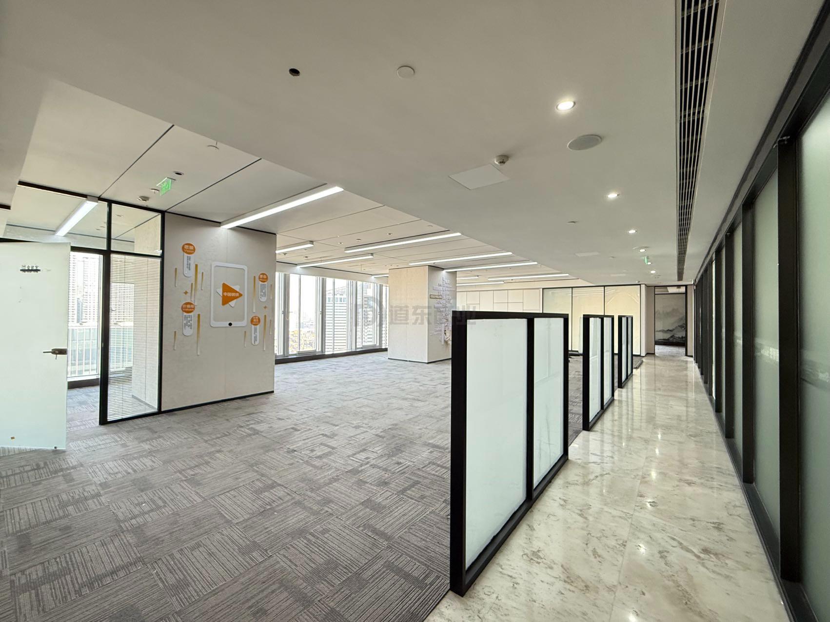 云蝠大厦面积512平