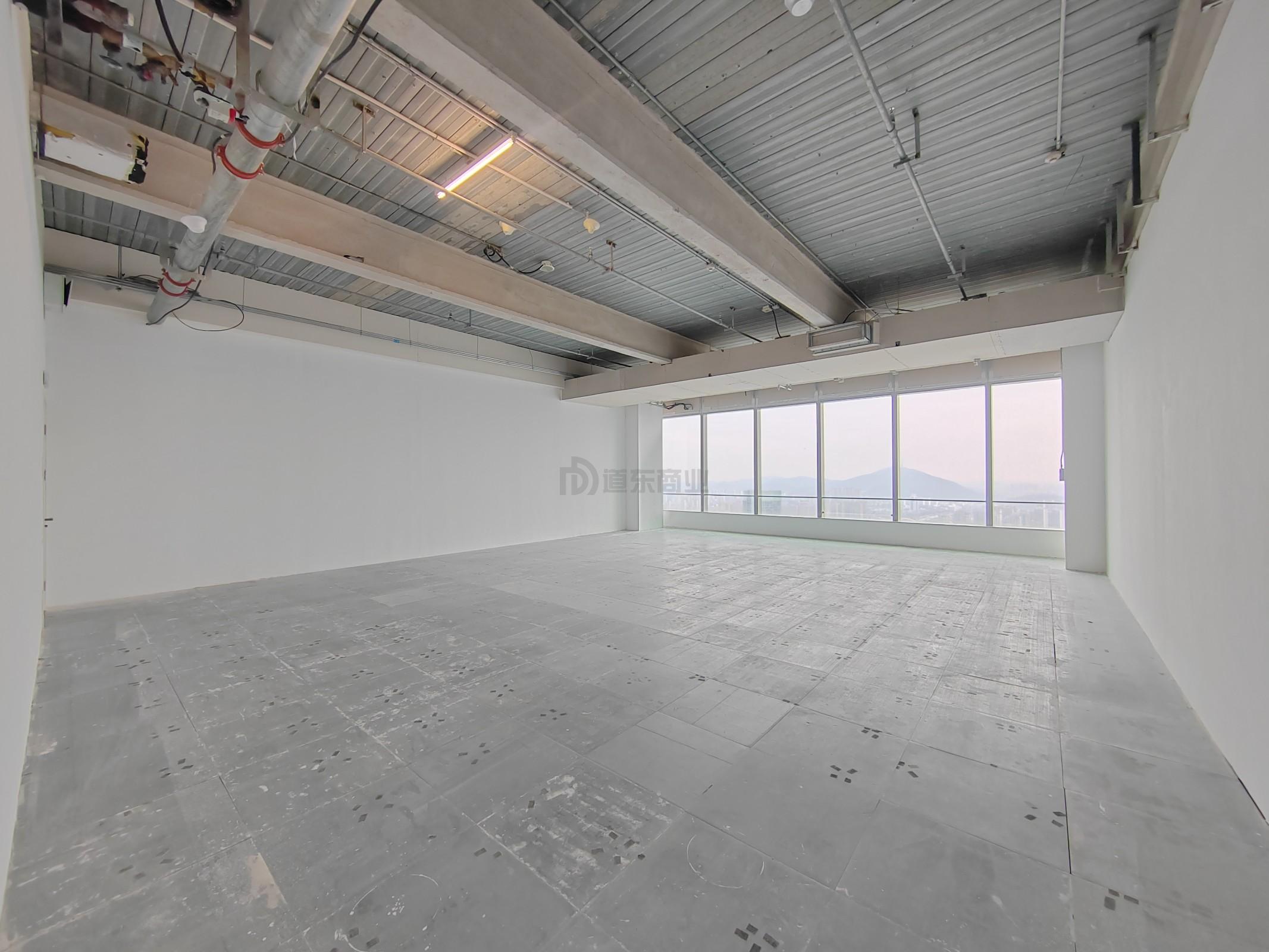 国金中心589平米办公室出租