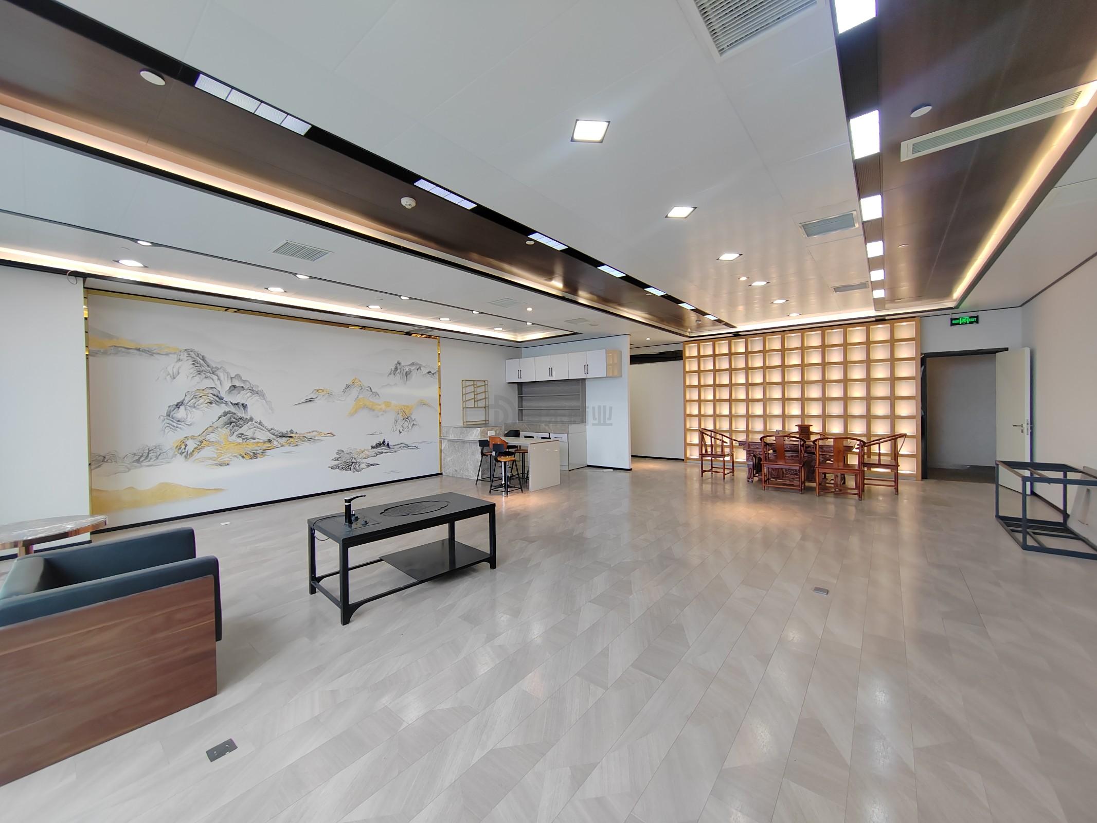 国金中心面积386平