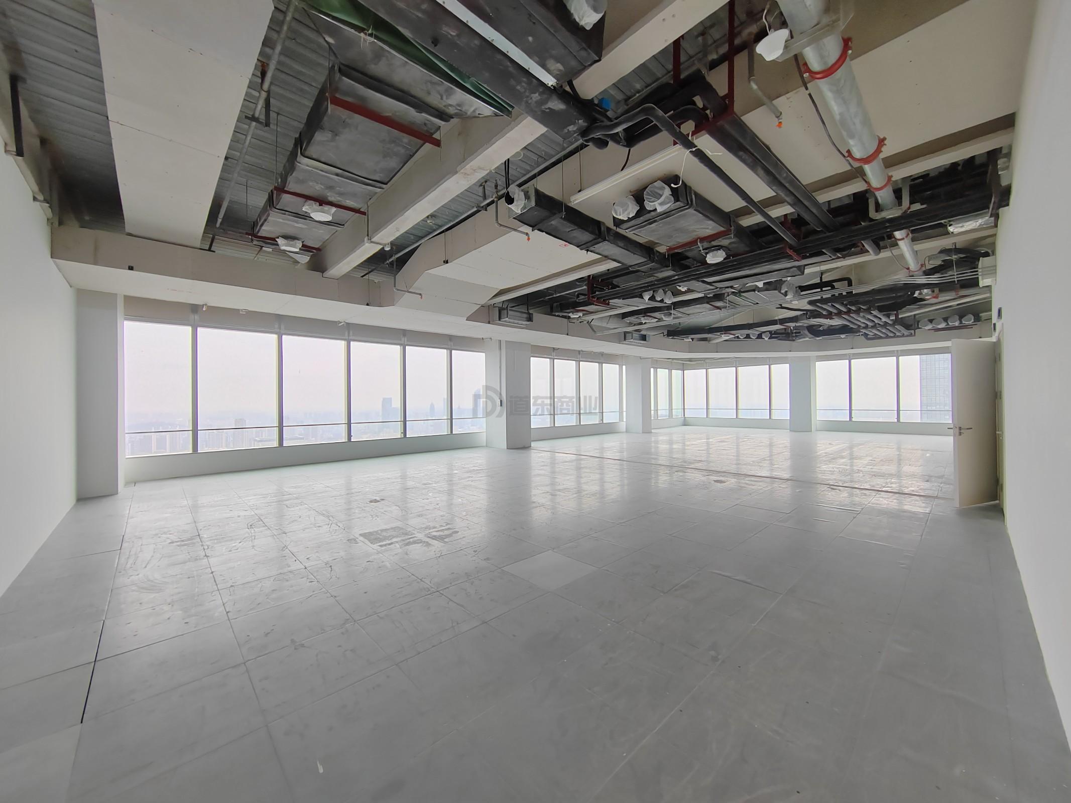 国金中心面积589平