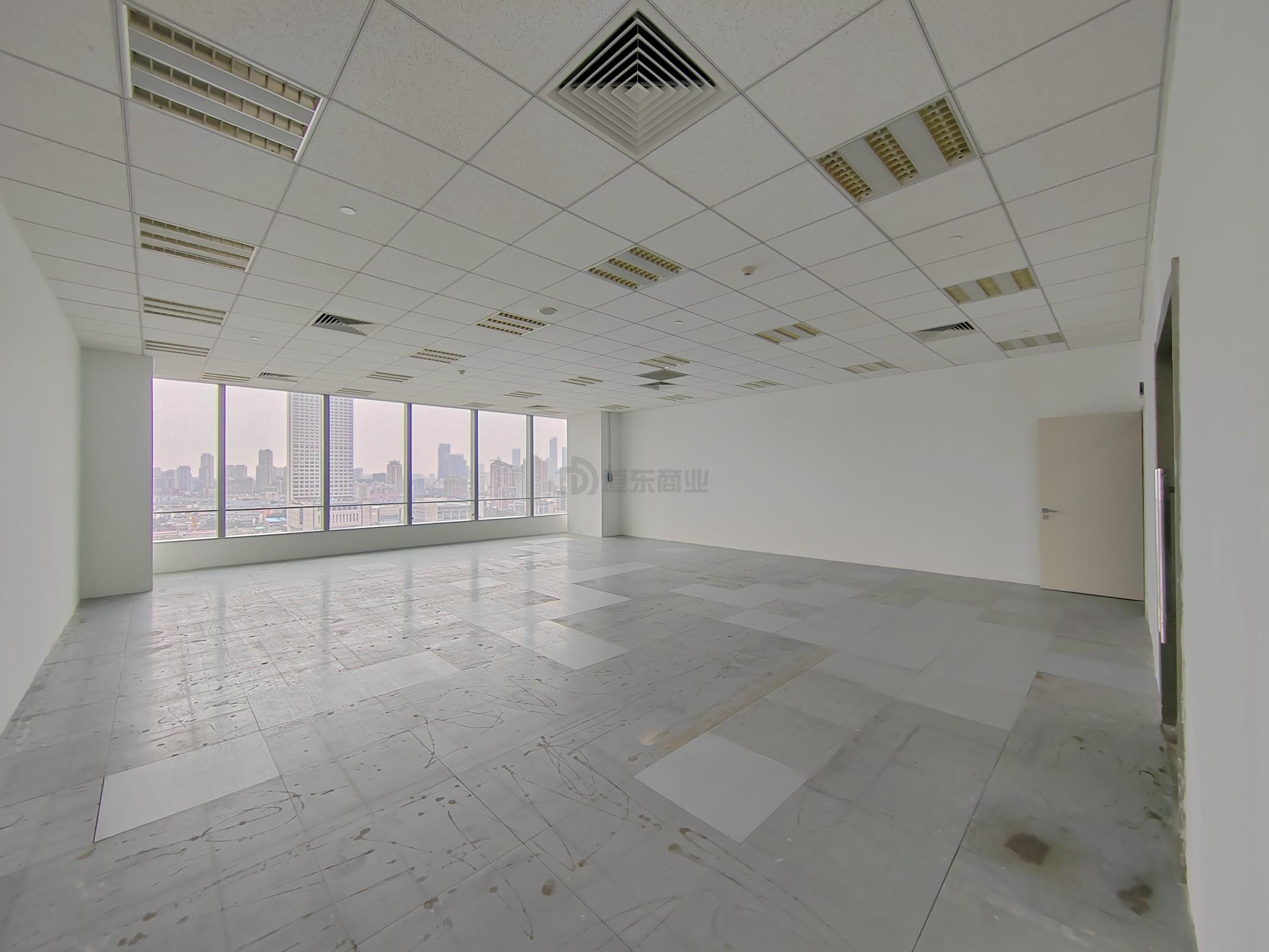 国金中心面积458平