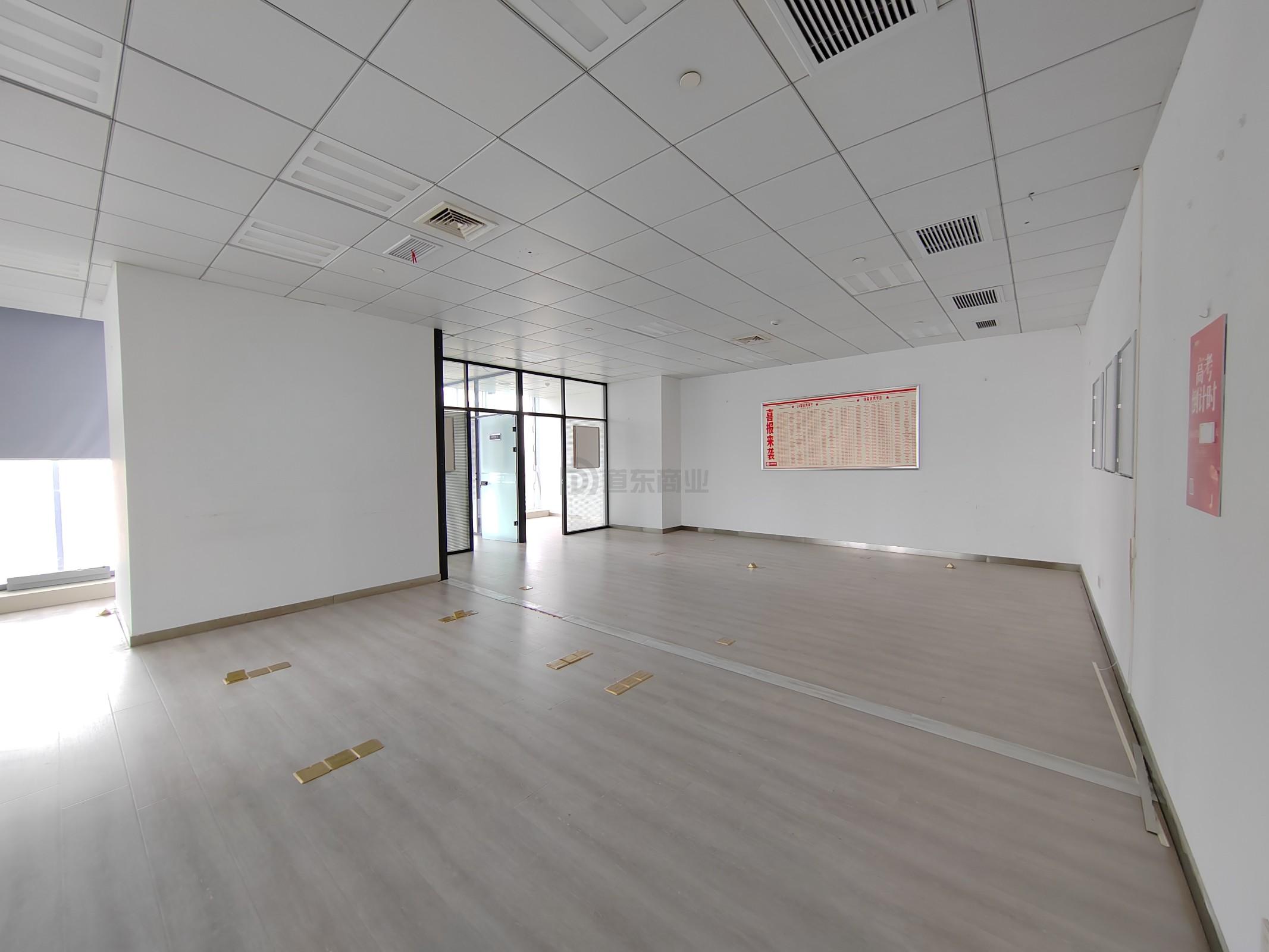 云蝠大厦面积178平