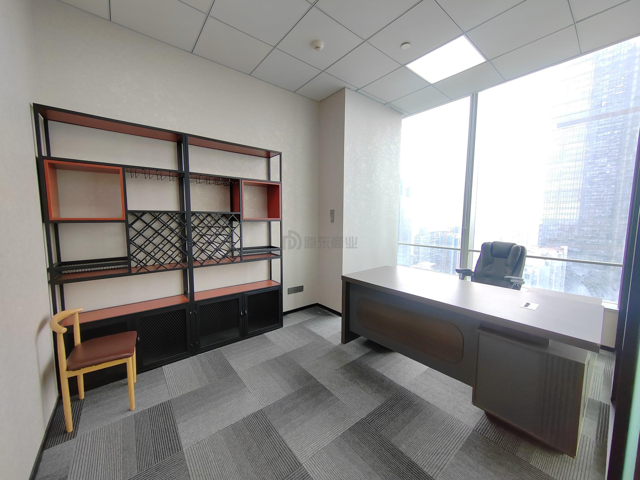 国金中心面积386平