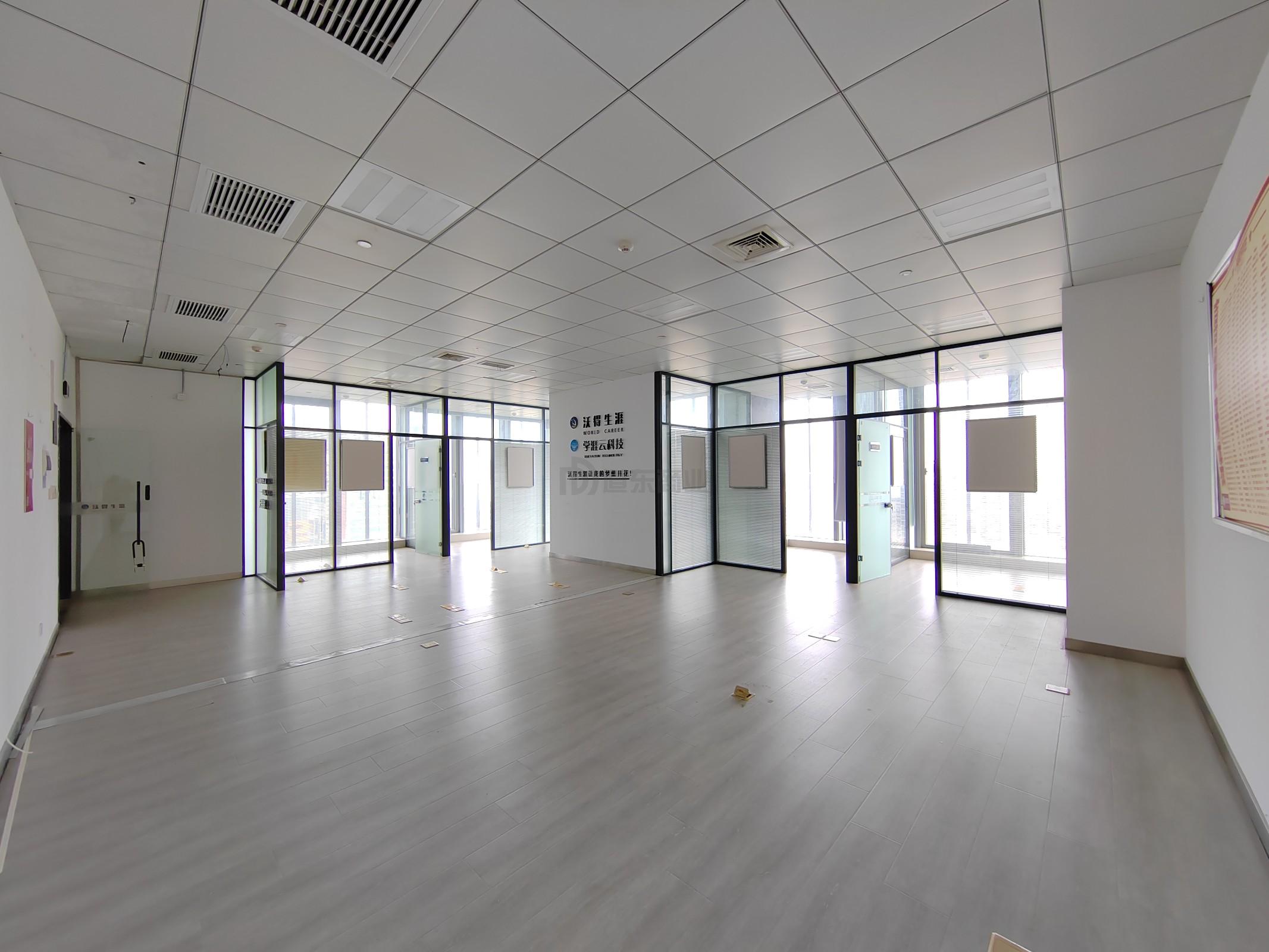 云蝠大厦面积178平