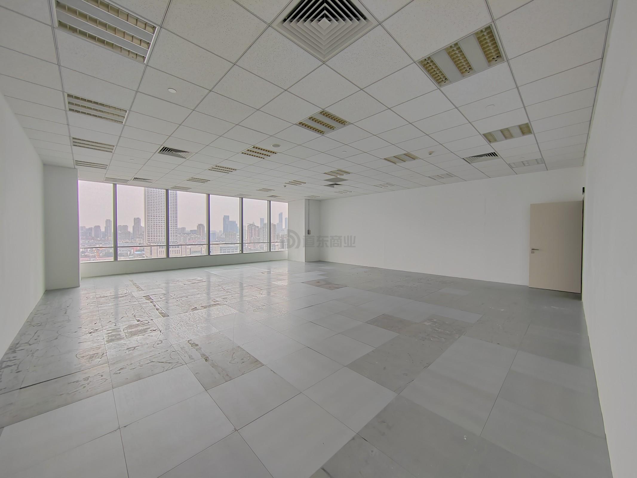 国金中心面积458平