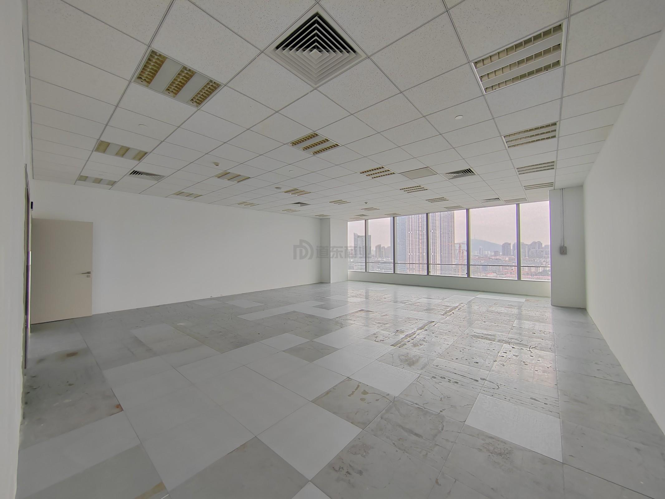 国金中心面积458平