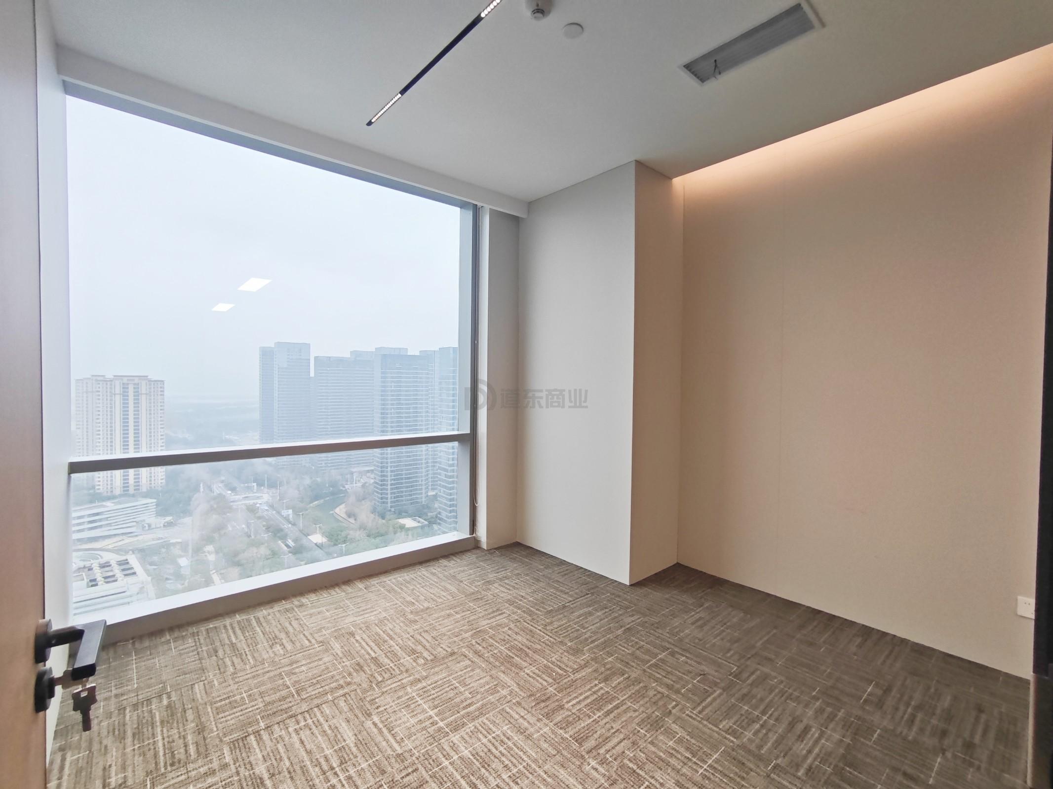 上海中心城开国际面积104平