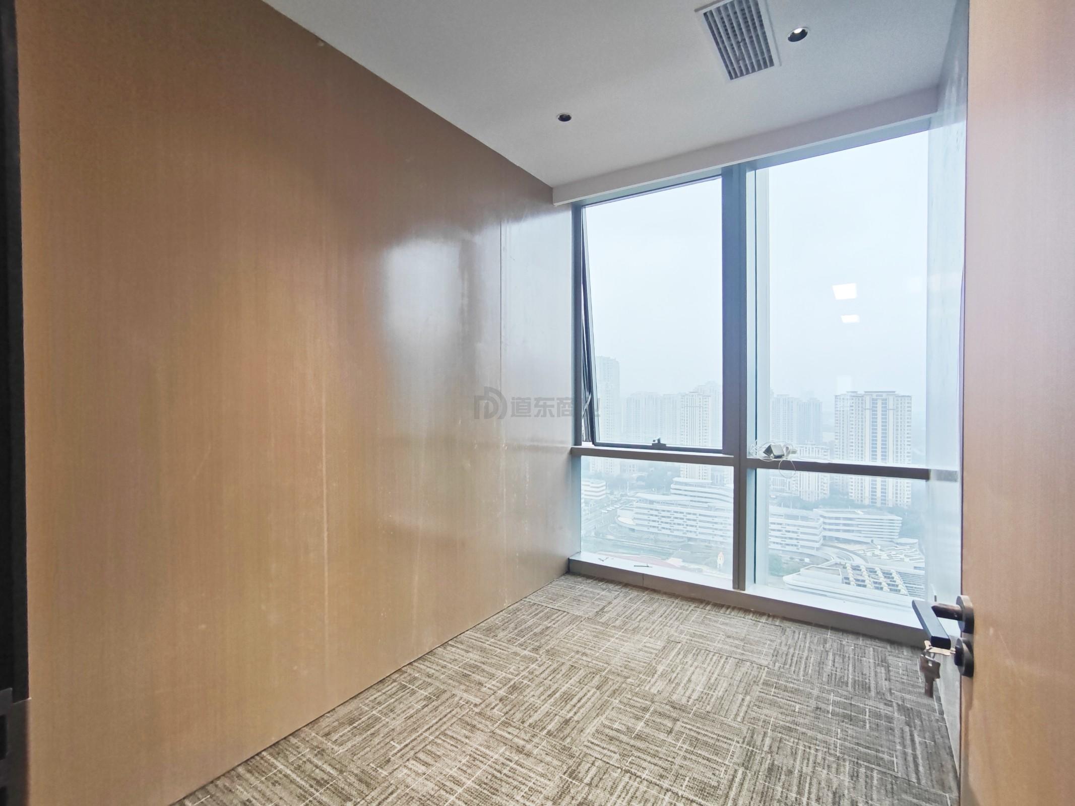 上海中心城开国际面积104平