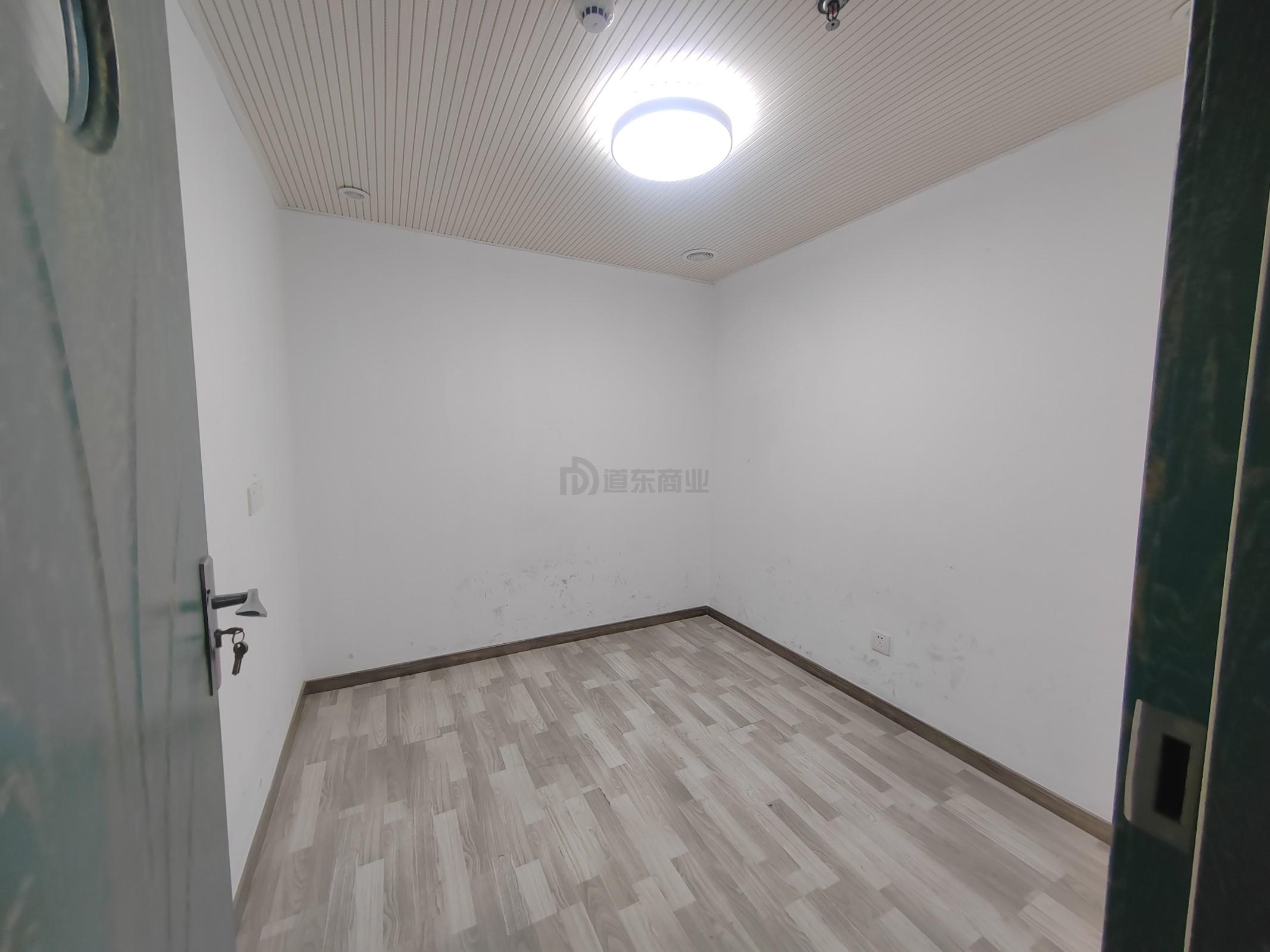 金源国际面积330平