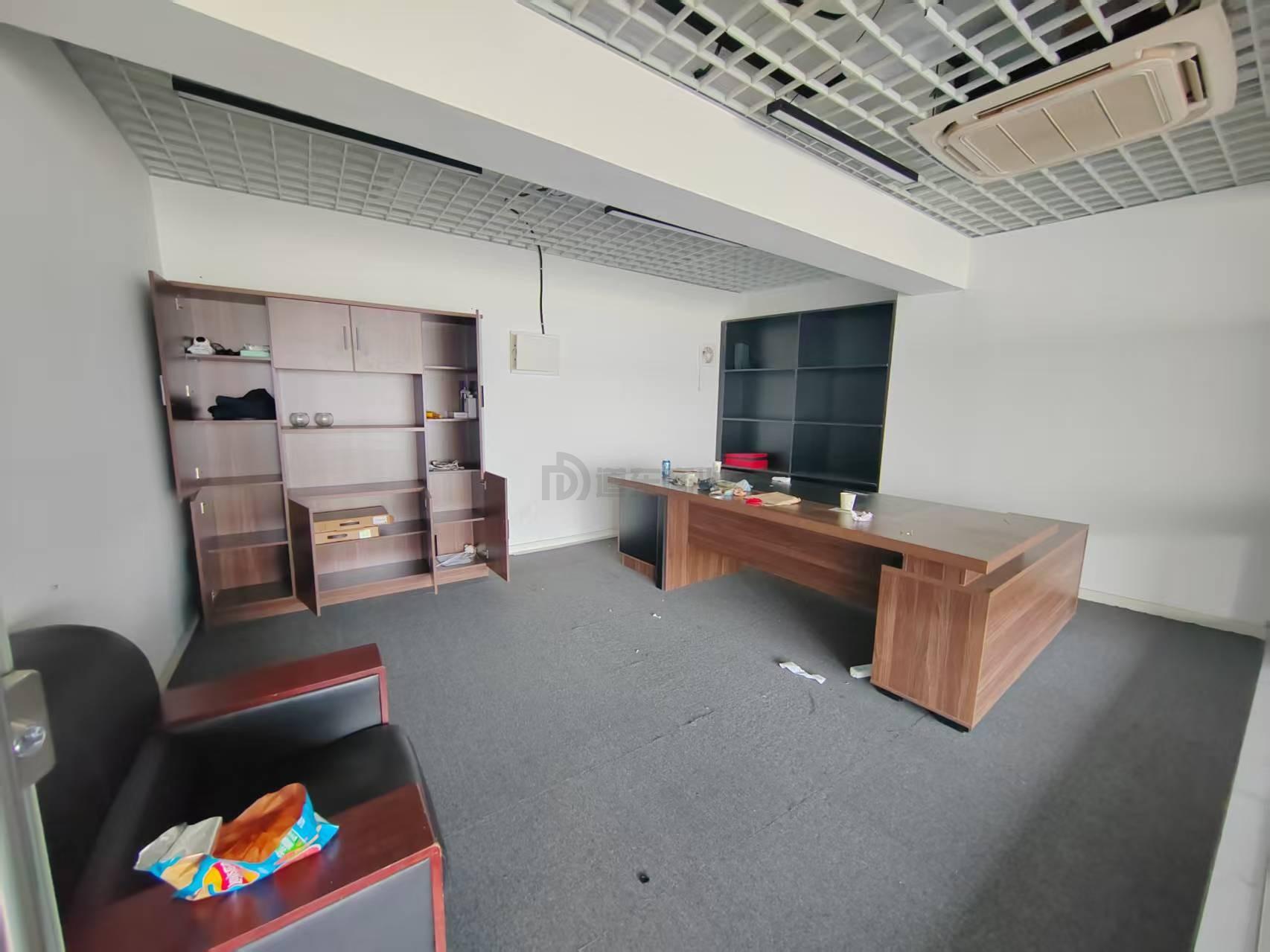 现代之星面积250平