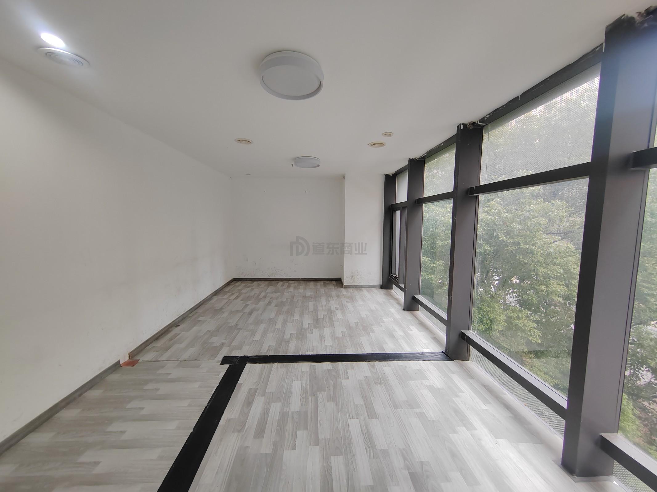 金源国际面积330平