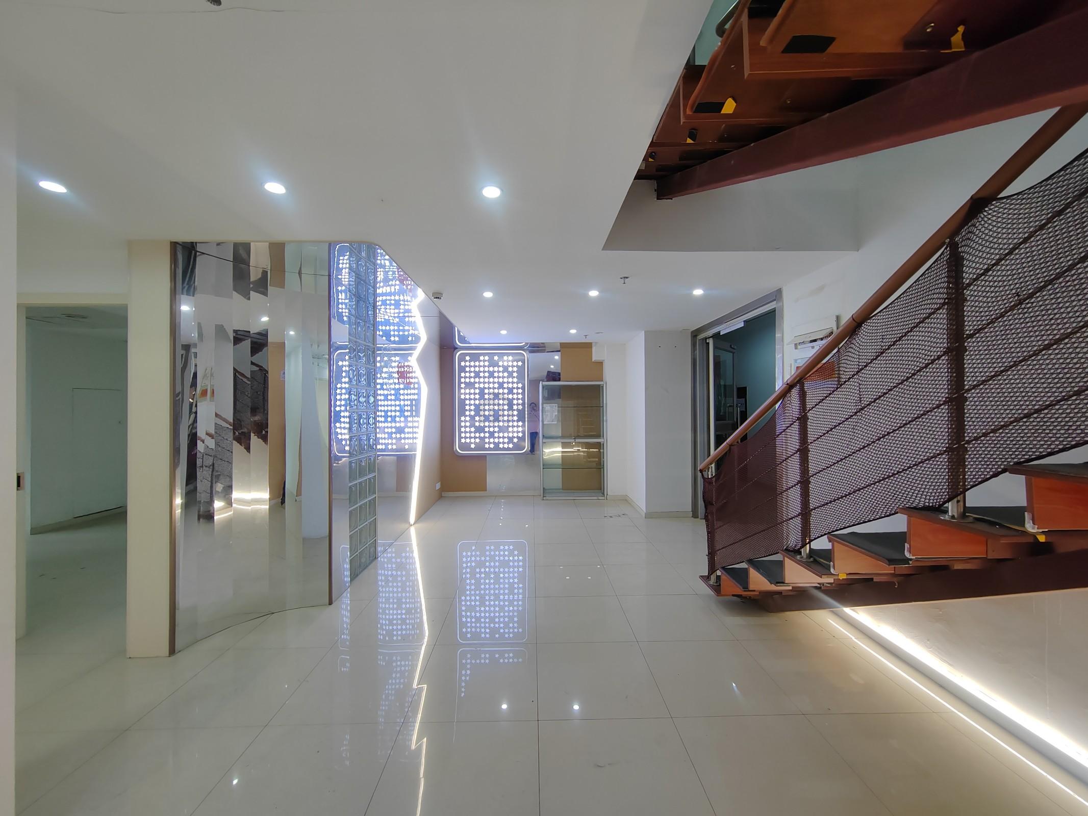 金源国际面积330平